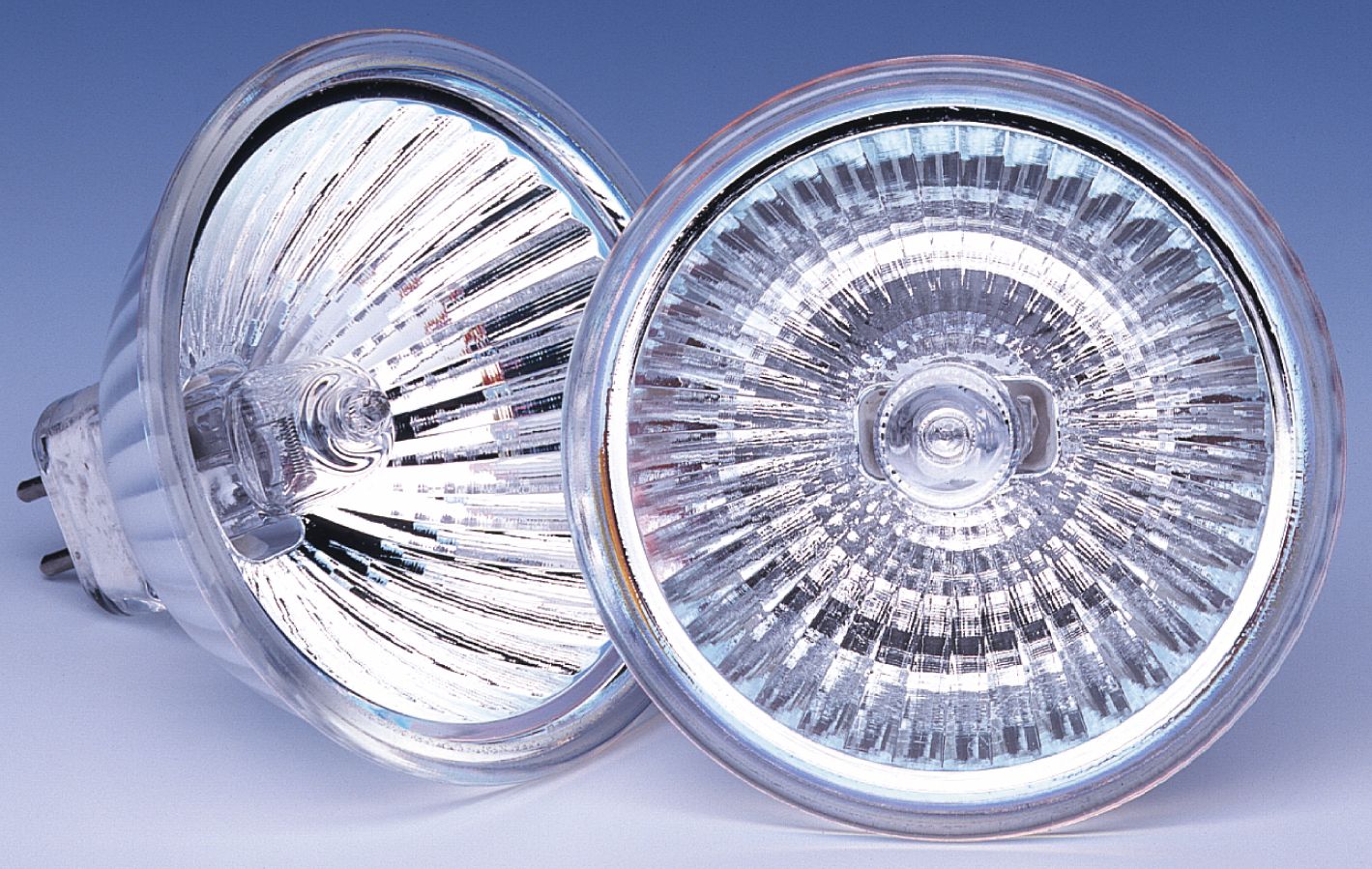 Sylvania 35 Watt 10-degree Narrow Spot MR-16 Halogen Bulb