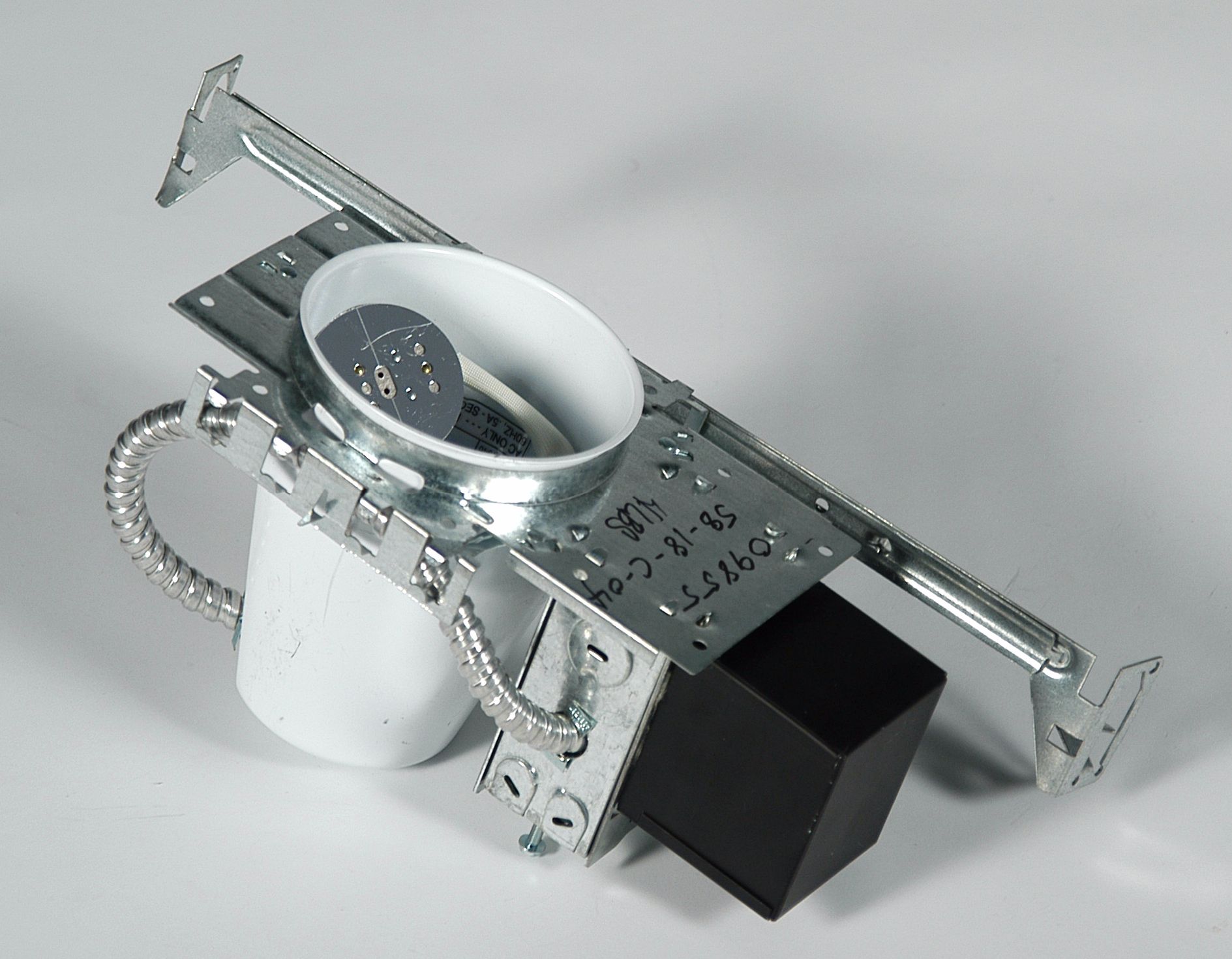 Halo 4 " LOW Voltage White Recessed Housing