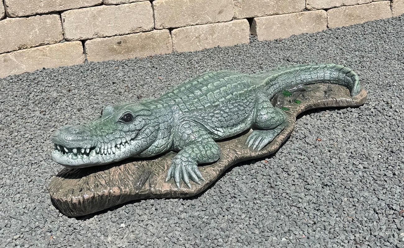 Alligator Garden Accent