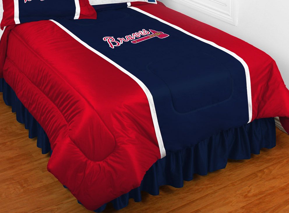 MLB Atlanta Braves Sidelines Comforter