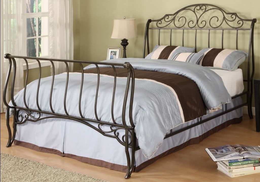 HomeBelle Bronze Full Sleigh Bed