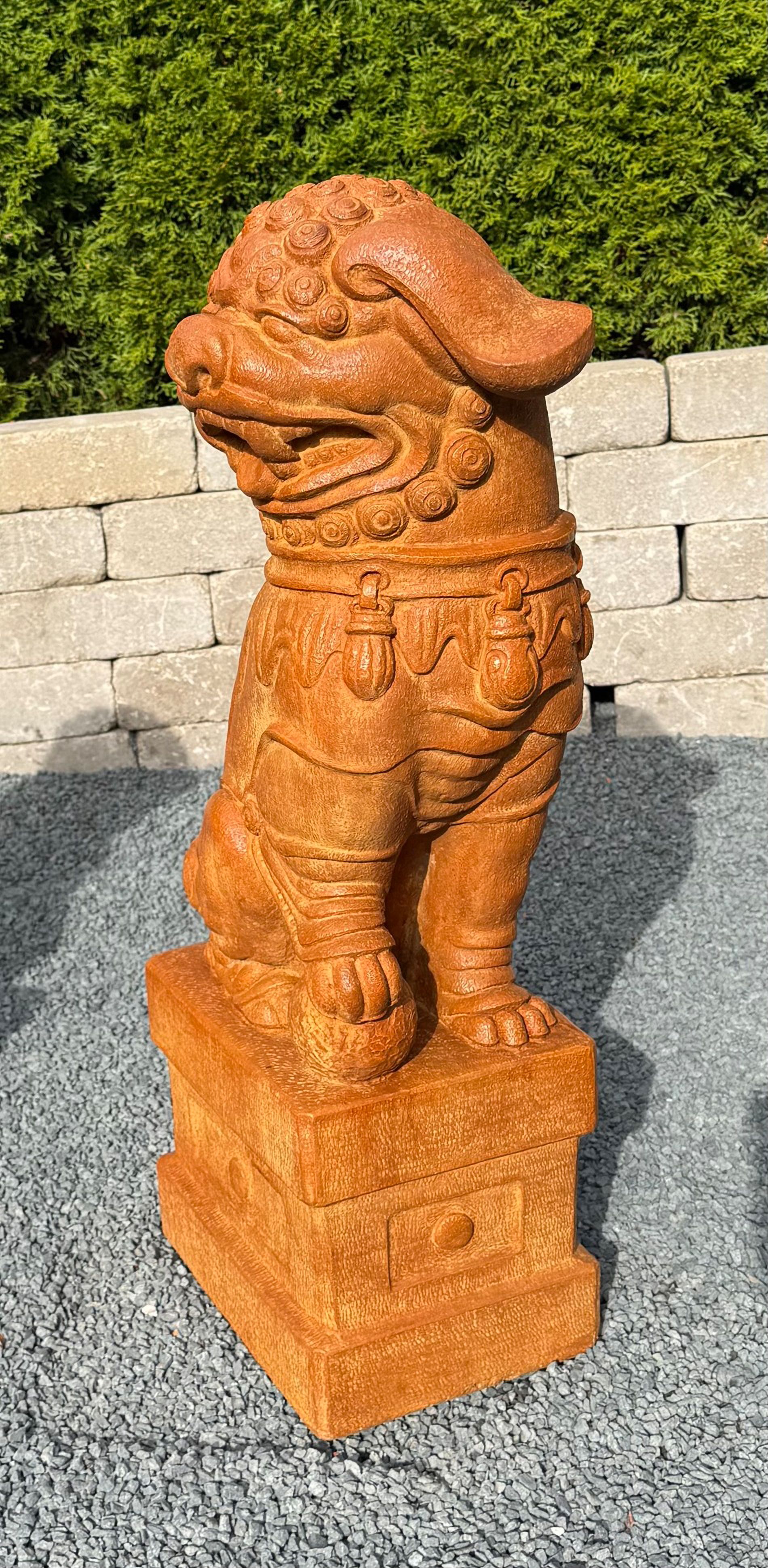 Henri Studio Right-Facing Foo Dog Statue Garden Accent