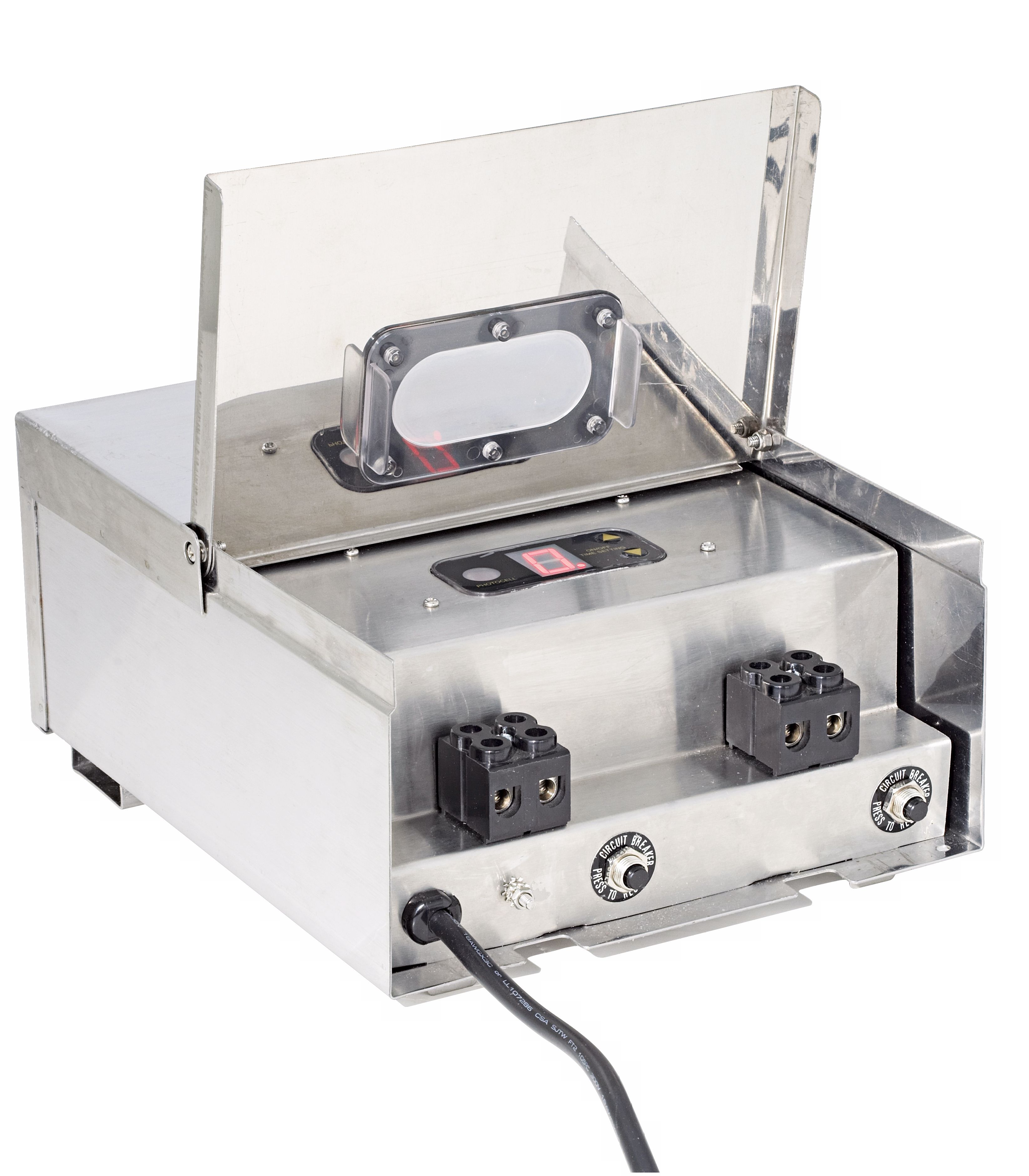 600-Watt Transformer with Photocell and Timer