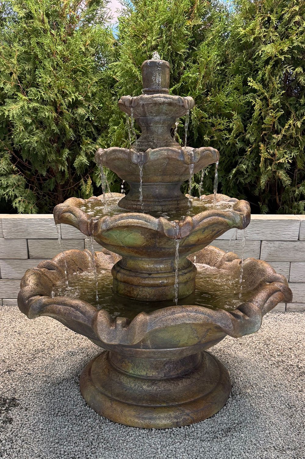 Quattro Classic Tier Outdoor Fountain