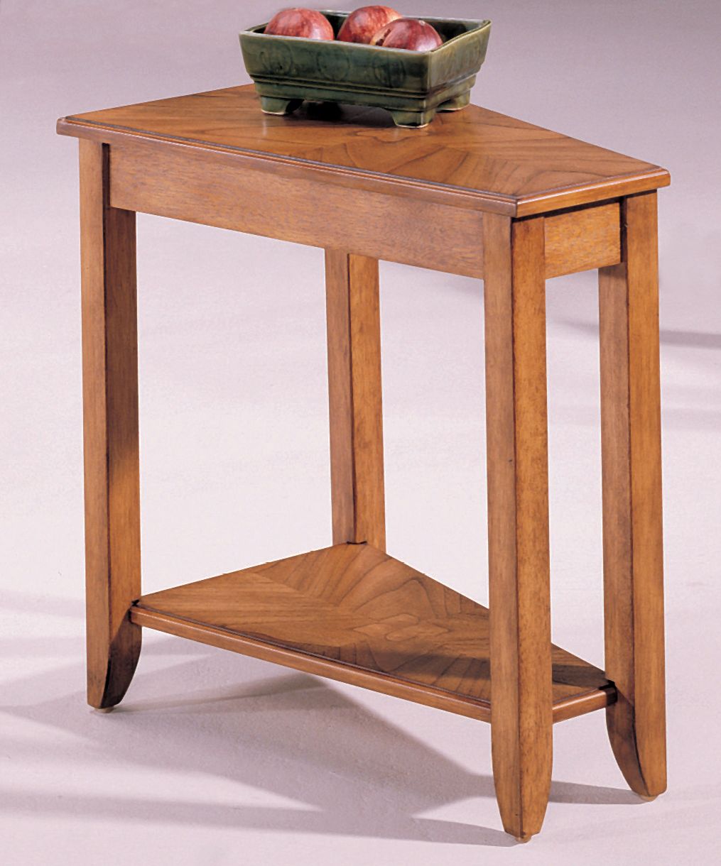 Beck Wedge Oak Finish Chairside Table