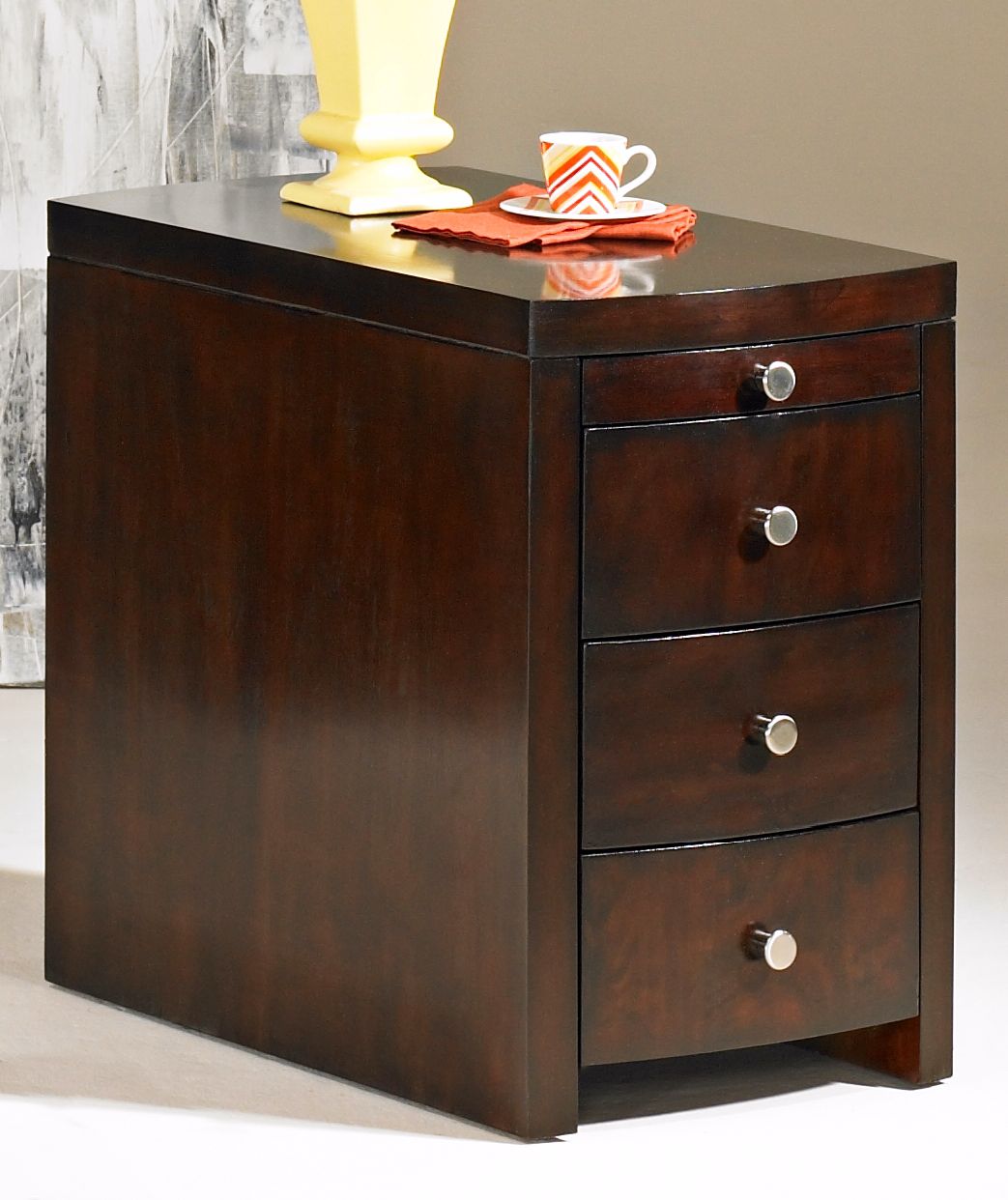 Linair Chairside Table