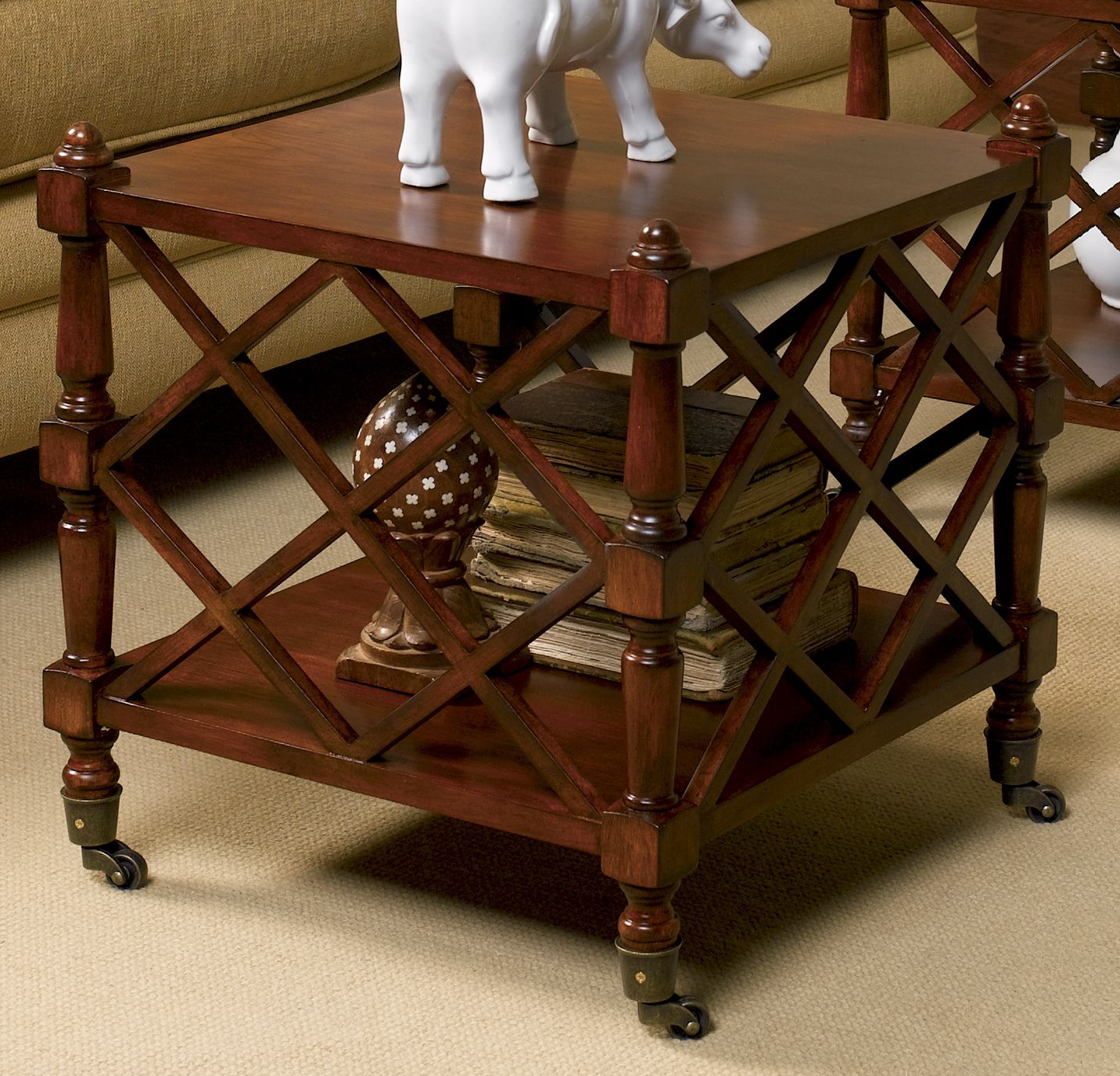 Foxhall Bunching Table