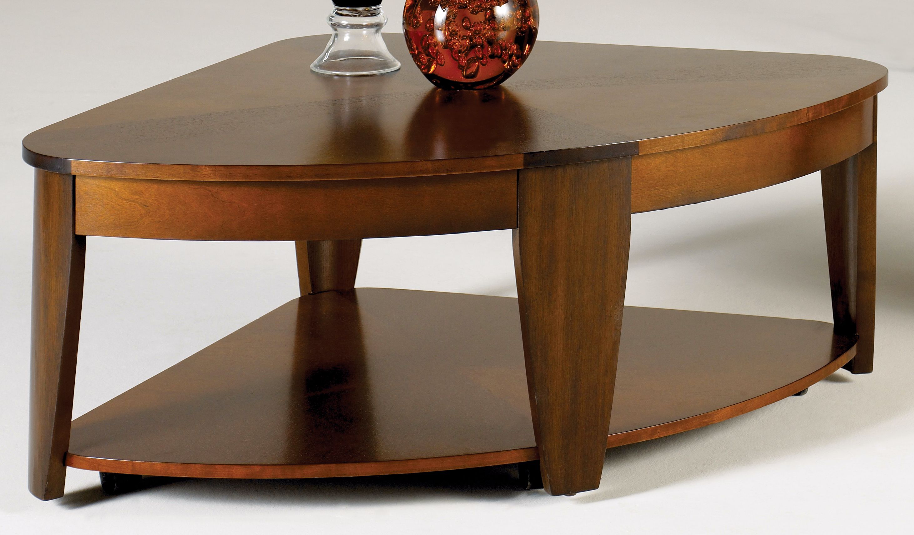 Oasis Wedge Lift-Top Cocktail Table