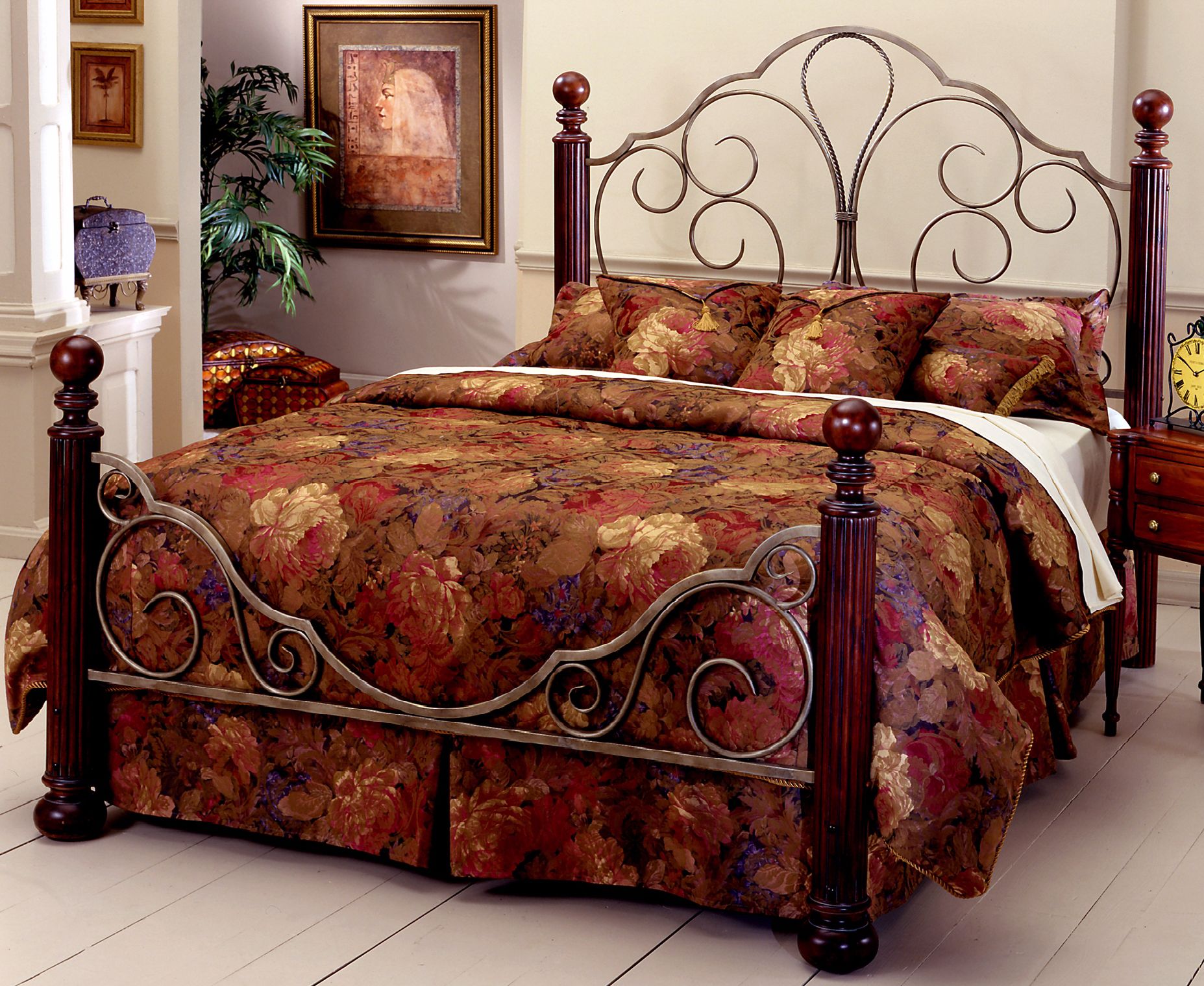 Ardisonne Cherry and Old Silver Finish Bed Queen M6274
