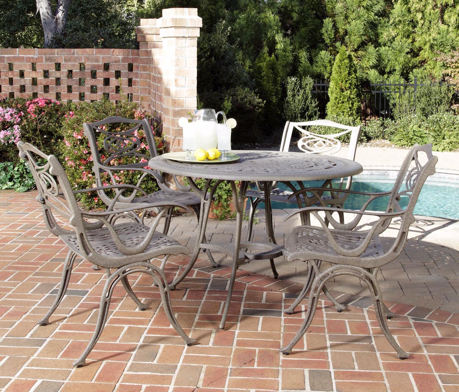 Malibu Taupe 5-Piece Outdoor Dining Set