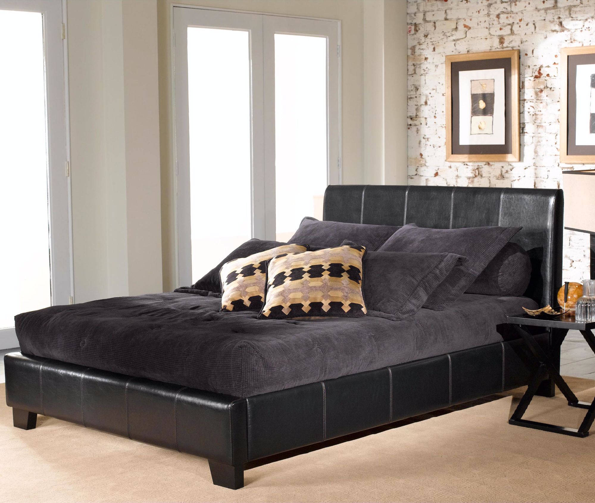 Hillsdale Hawthorne Black Leather Bed Full T4241
