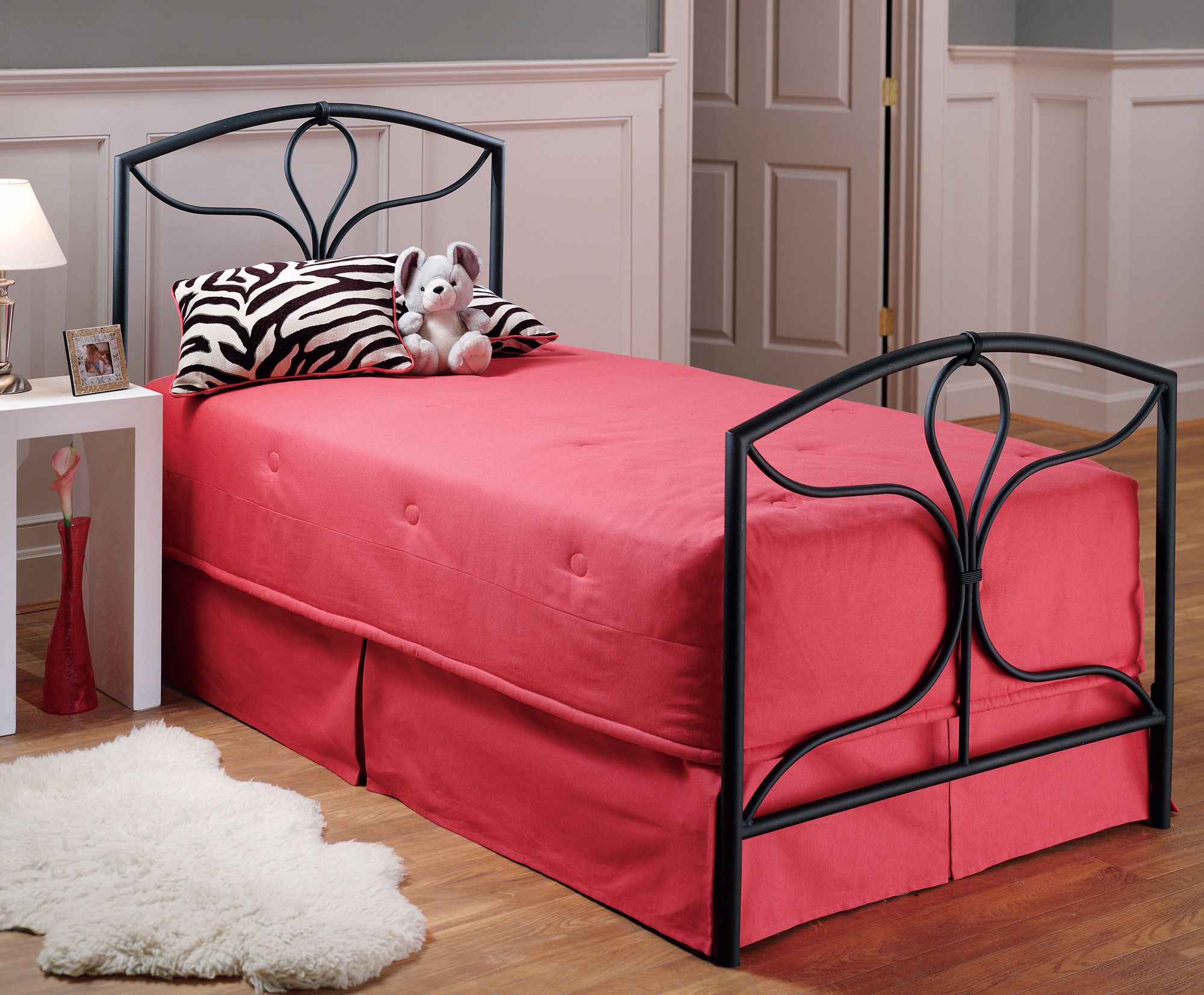 Hillsdale Morgan Textured Black Bed (Twin)