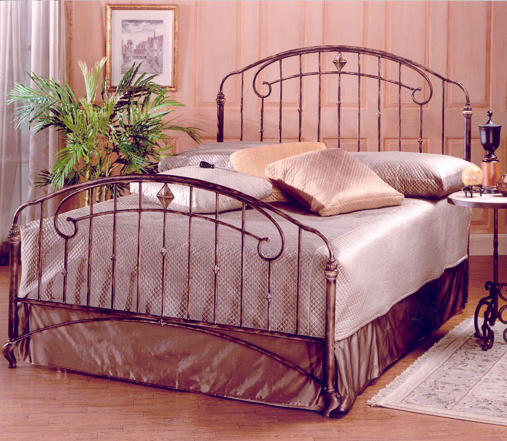 Hillsdale Tierra Mar Desert Tan Bed