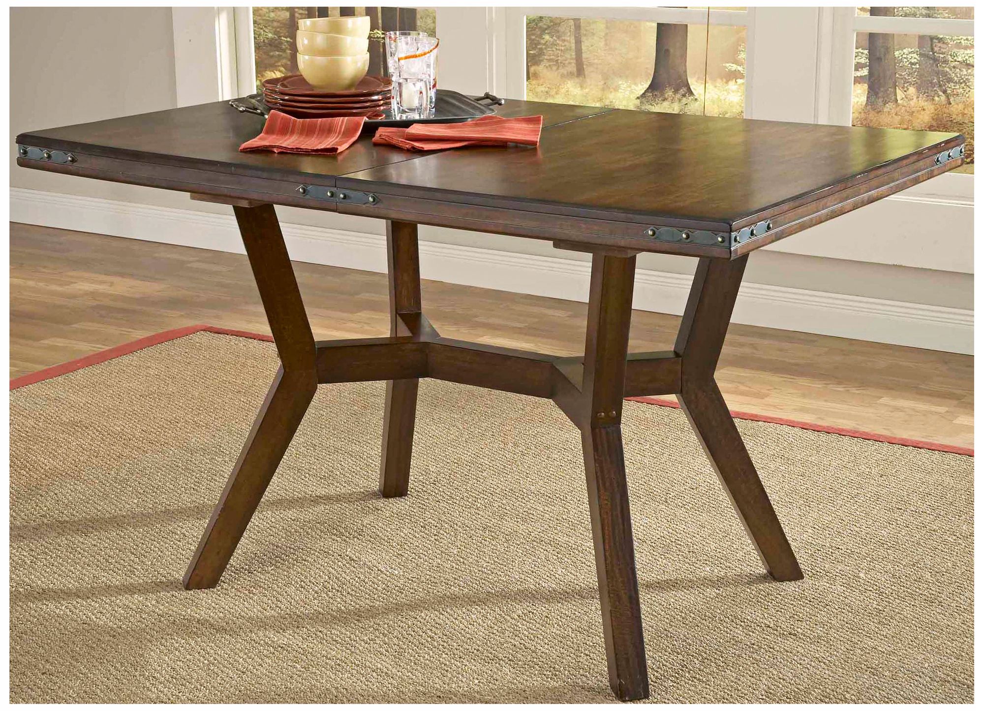 Hillsdale Arbor Hill Extension Dining Table