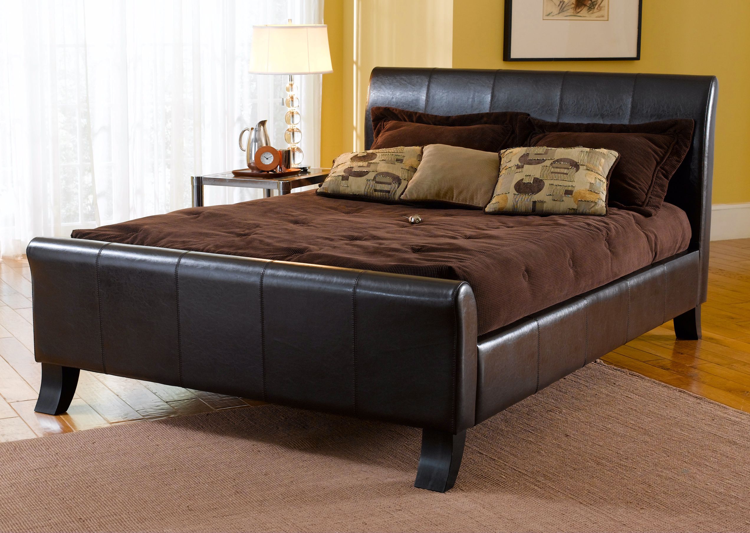Hillsdale Brookland Leather Sleigh Bed