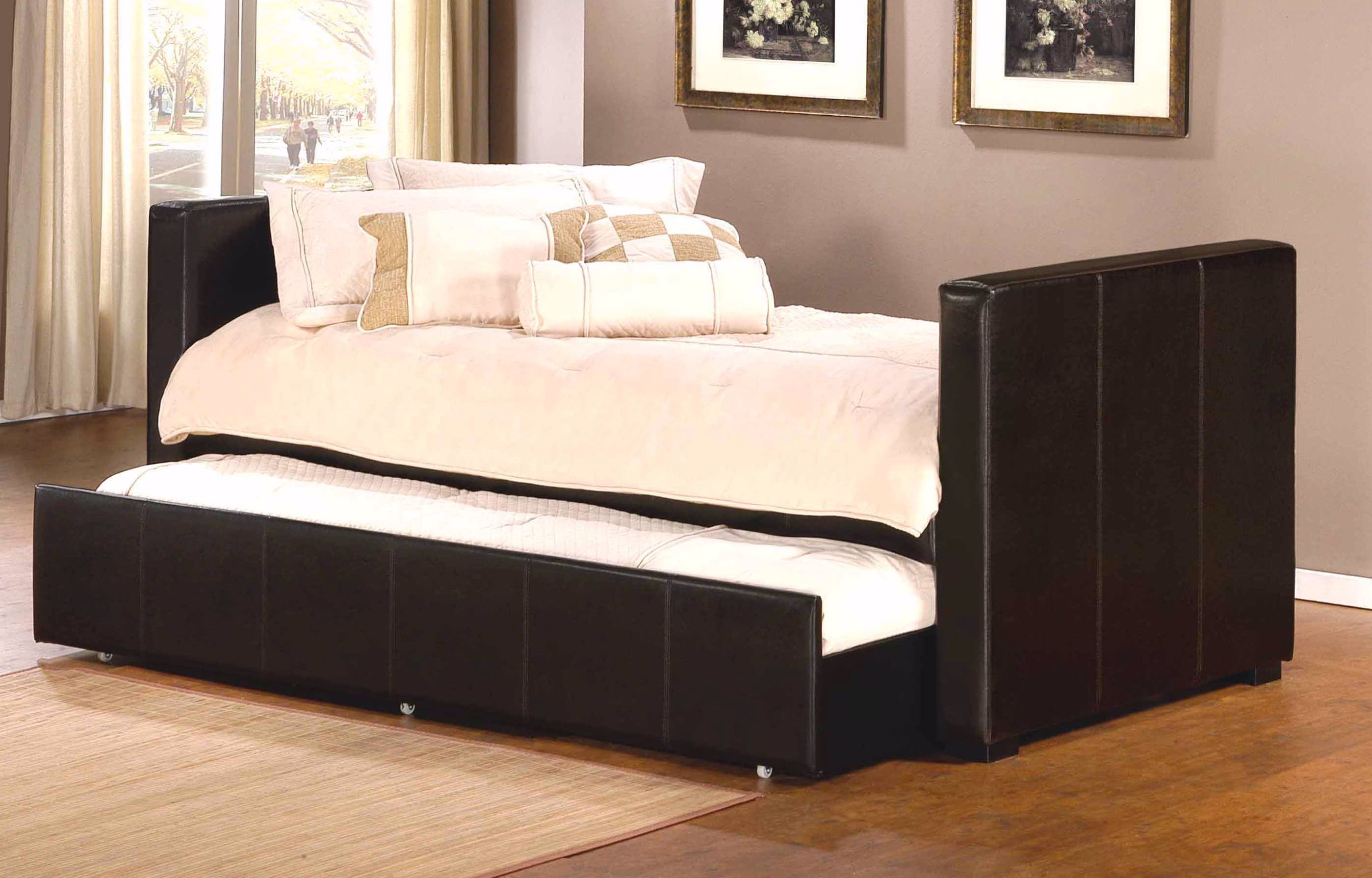 Hillsdale Marcella Bicast Leather Daybed with Trundle Drawer