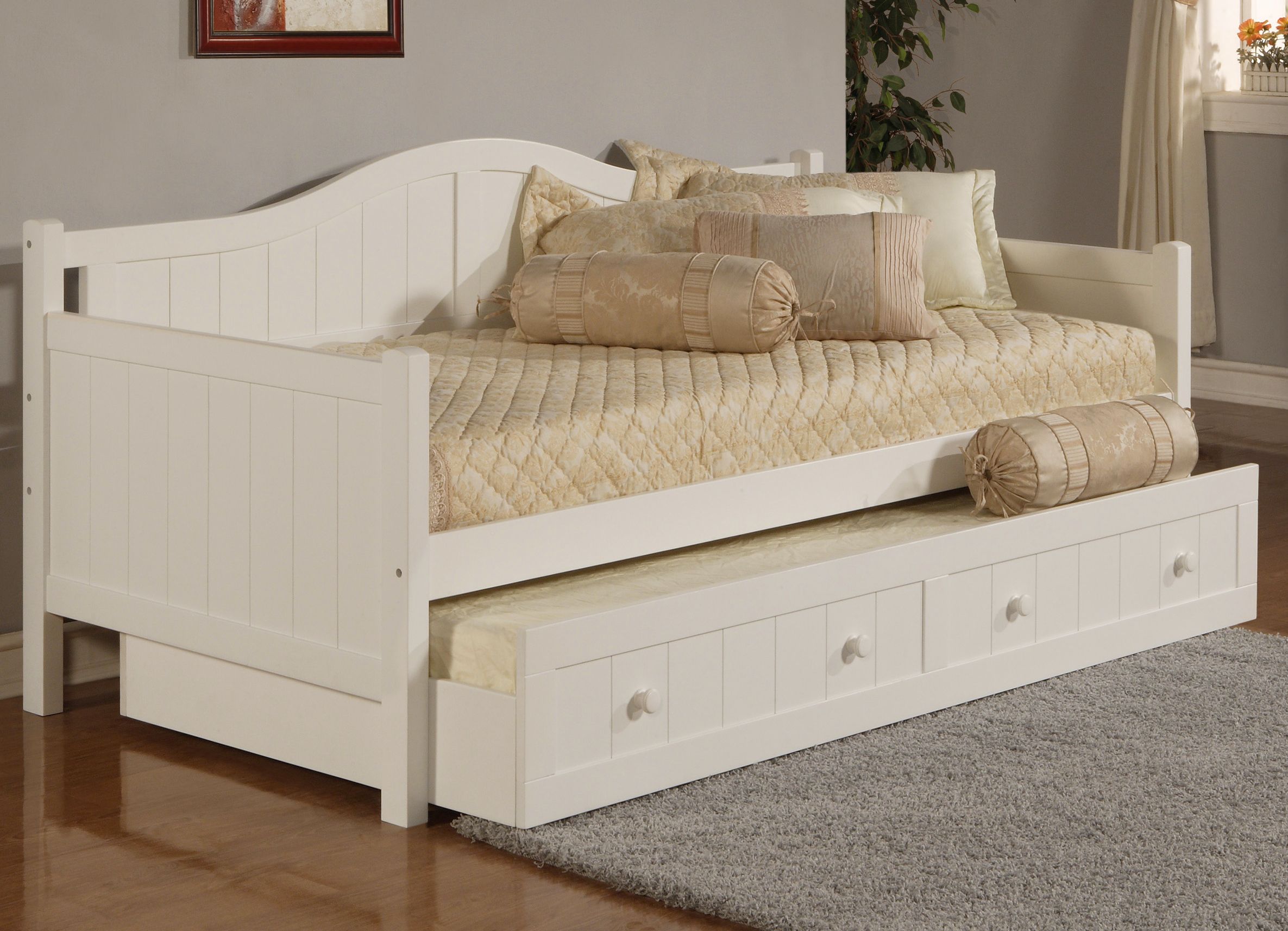 Hillsdale Staci White Wood Daybed with Trundle Drawer