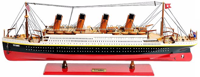 Medium Painted Titanic Model