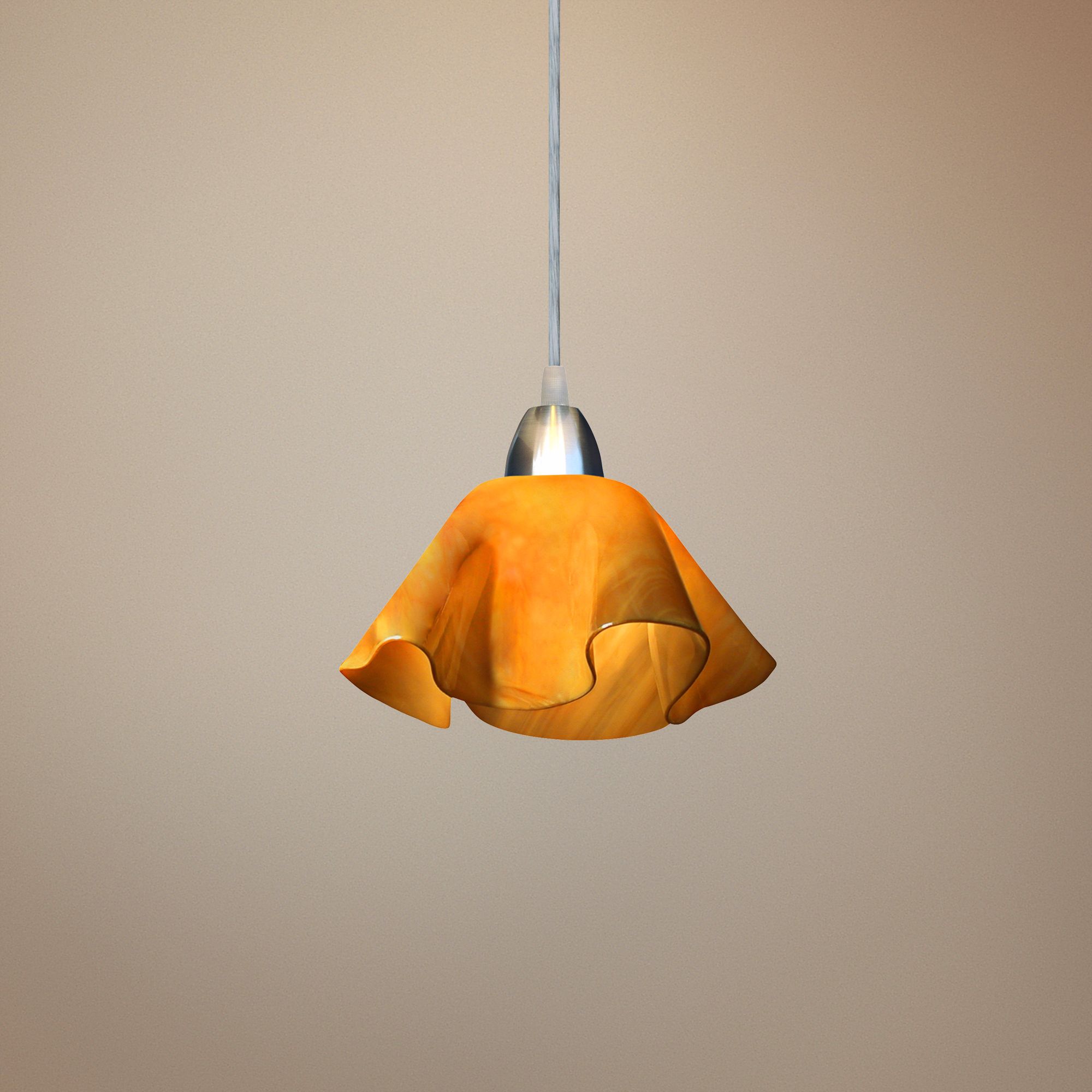 Jezebel Radiance™ Lily Yellow Gold Amber Glass Pendant
