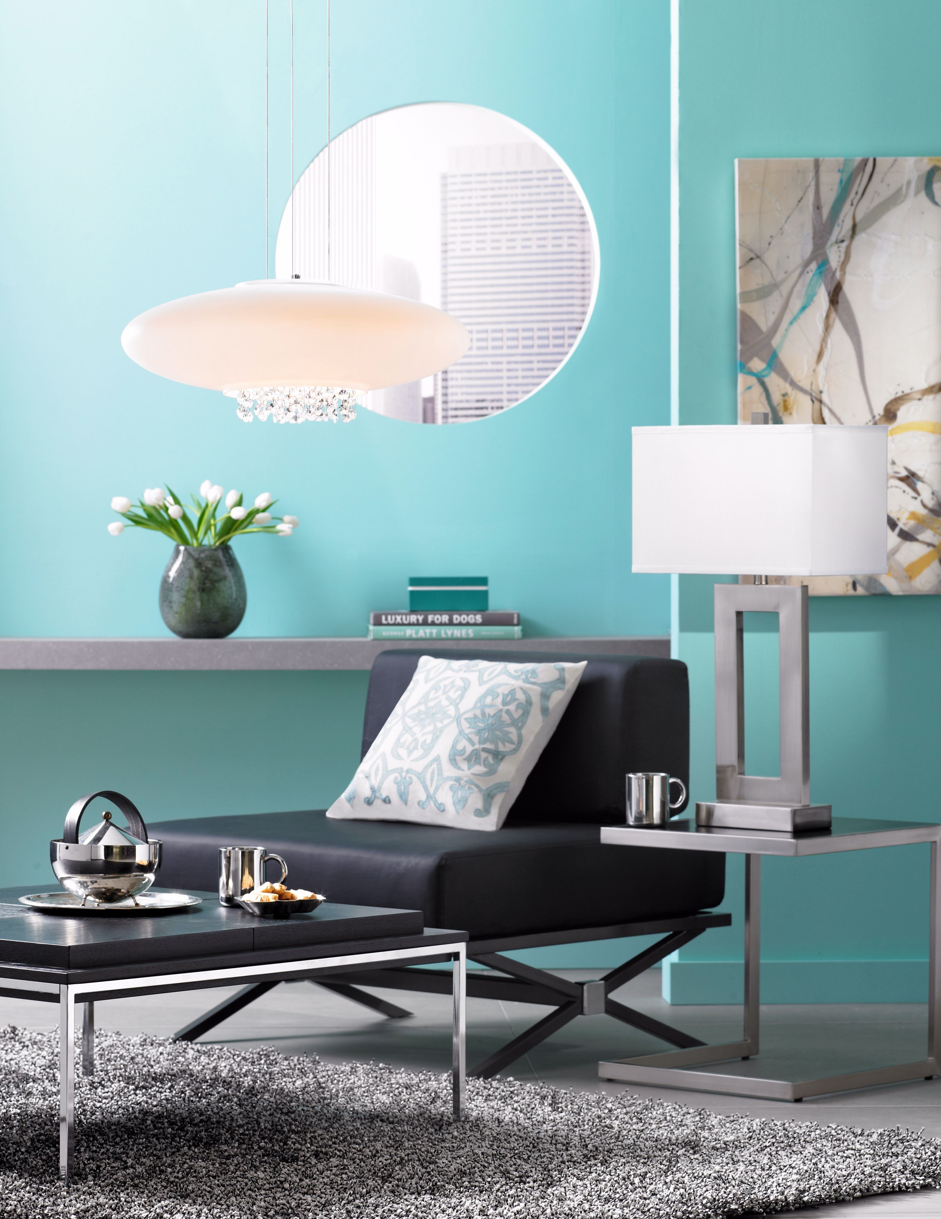 This modern living room is the epitome of simplicity.