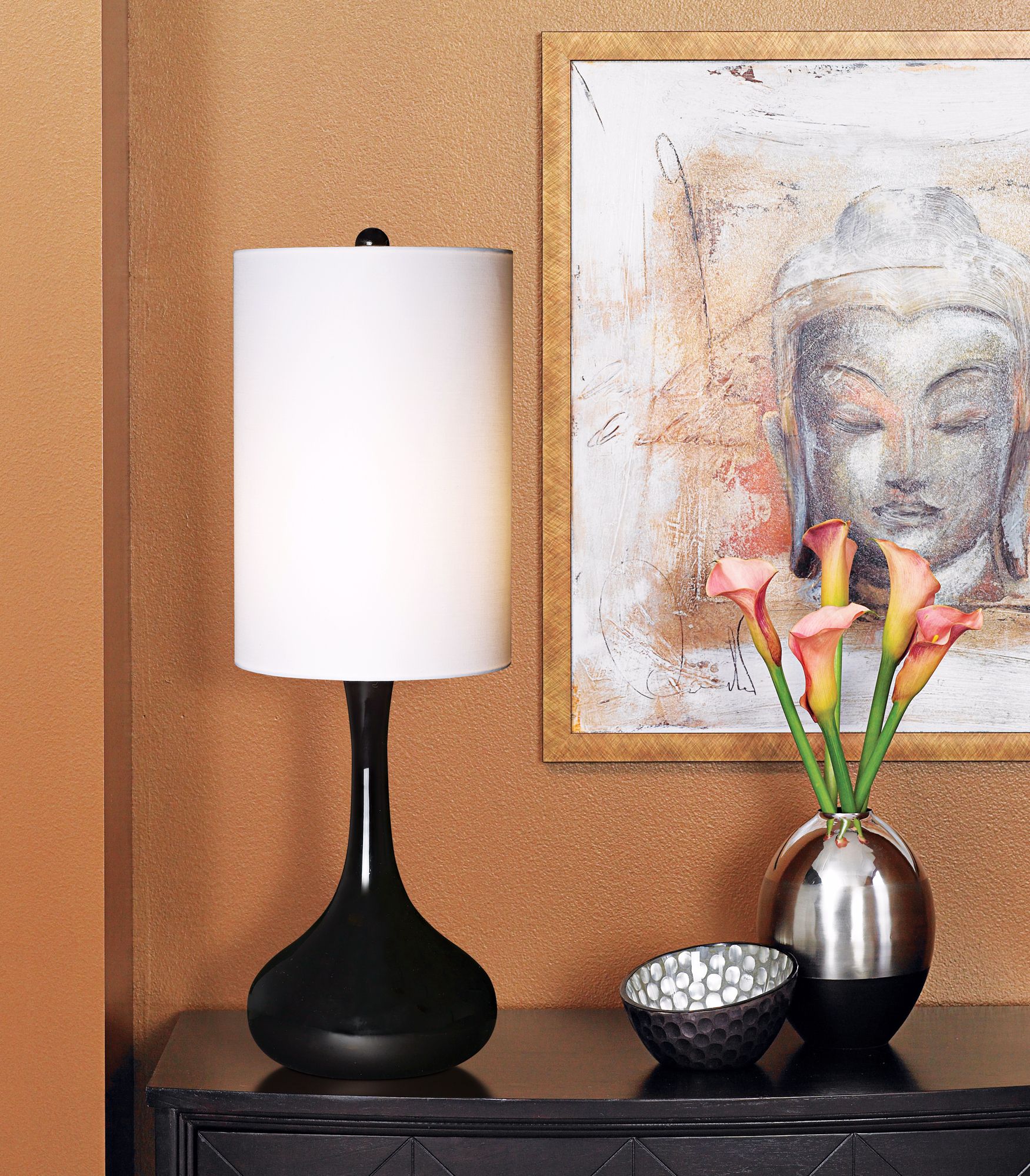 Black Finish Moderne Table Lamp
