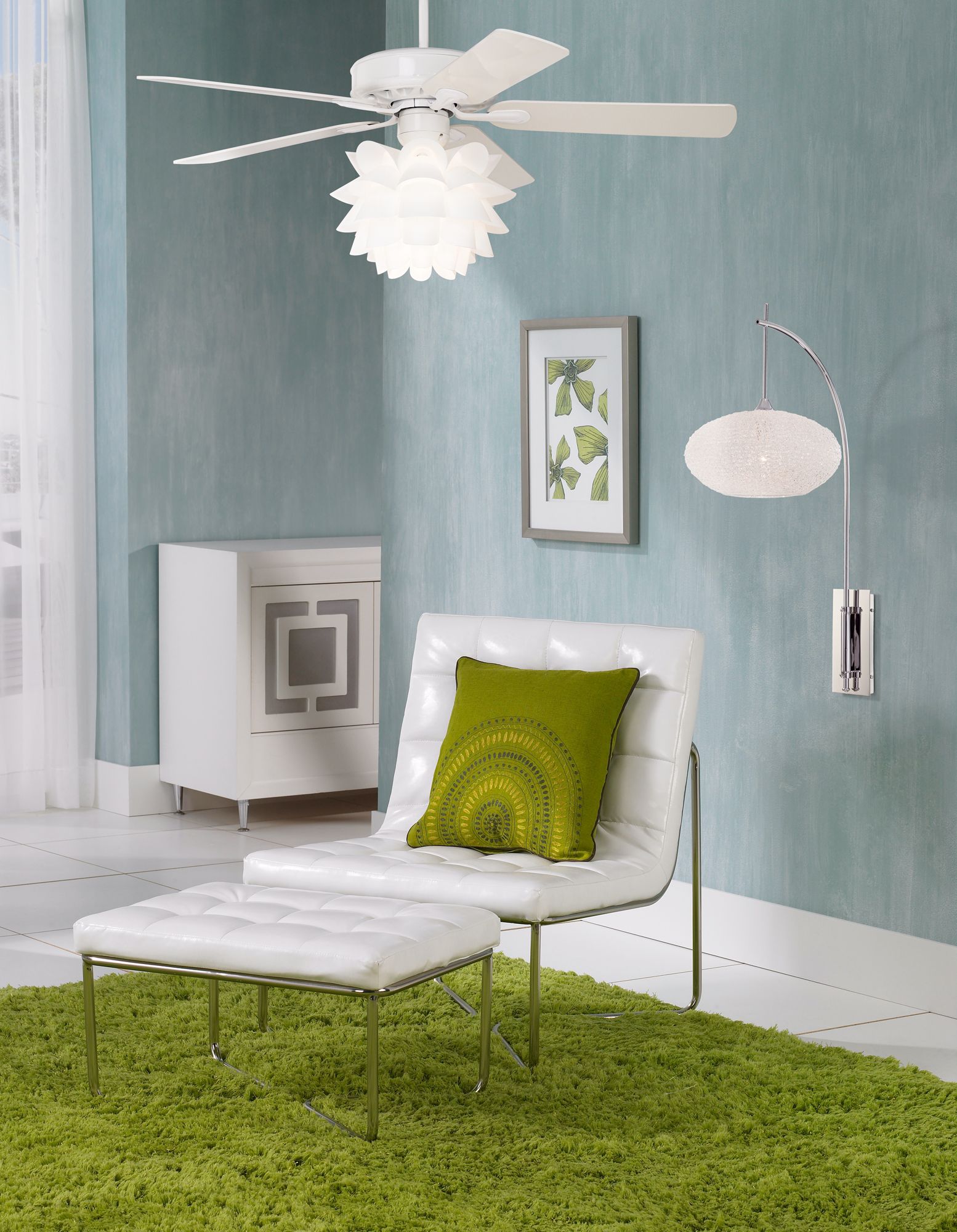 Grass green and sky blue are a fun contemporary color pairing.