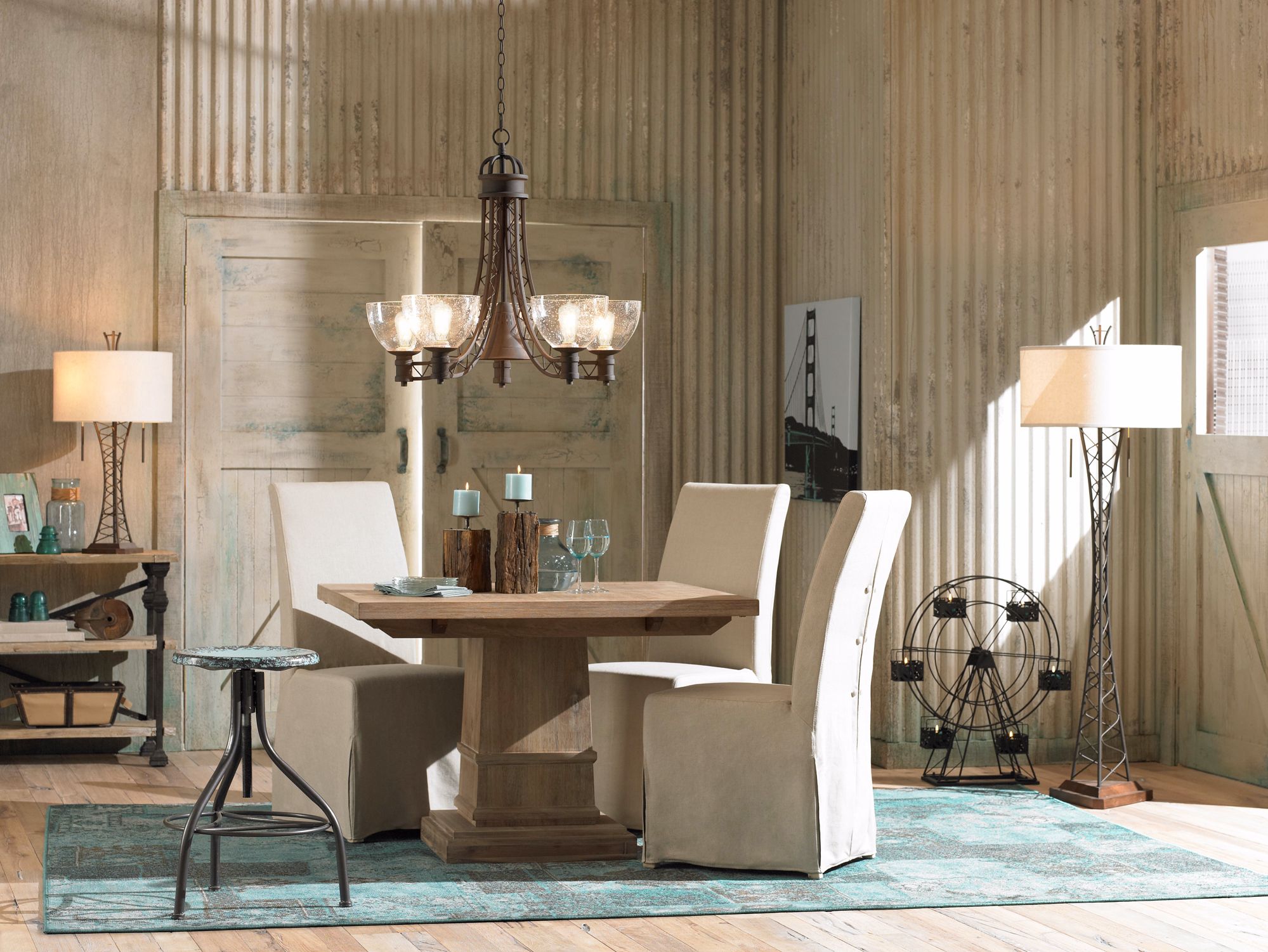 Romantic vintage plus contemporary chic equals an irresistibly modern mix.