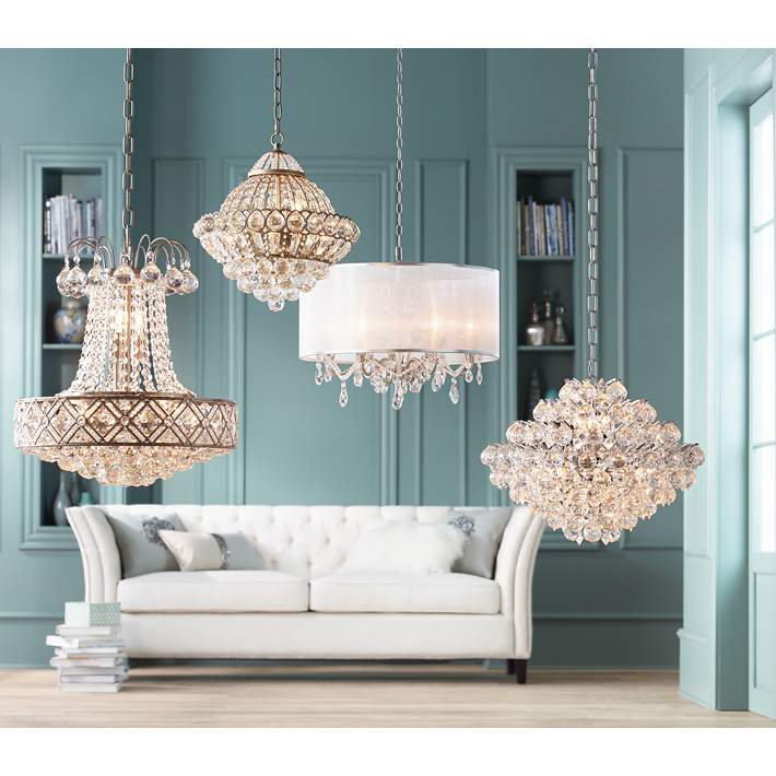 https://image.lampsplus.com/is/image/b9gt8/022416-traditional-chandeliers-h.jpg?qlt=65&wid=710&hei=710&op_sharpen=1&fmt=jpeg