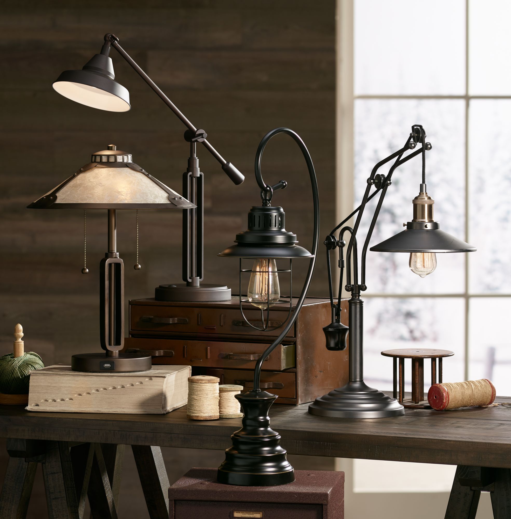 Franklin Iron Works Samuel Mica Shade Pull Chain USB Desk Lamp