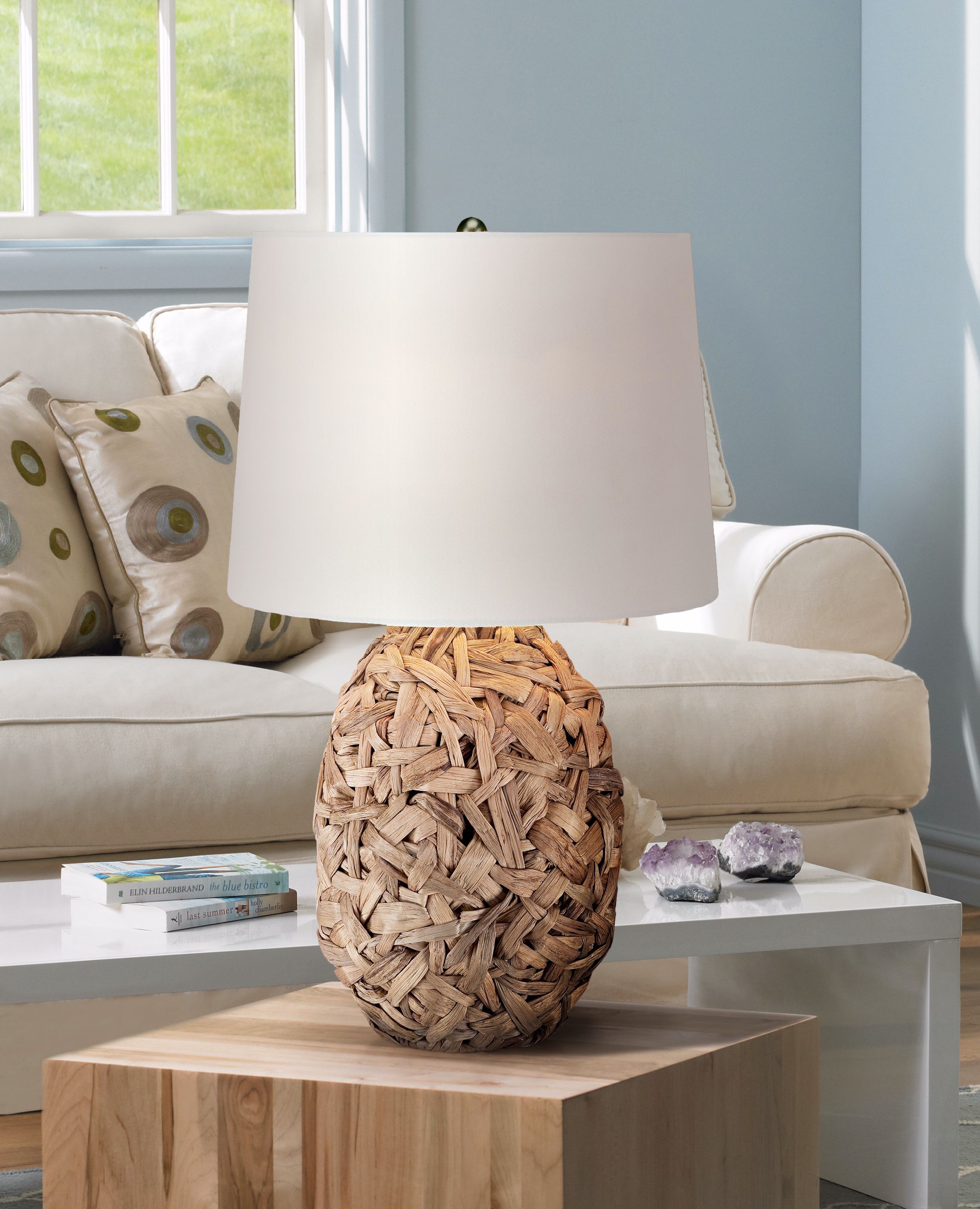 seagrass table lamp