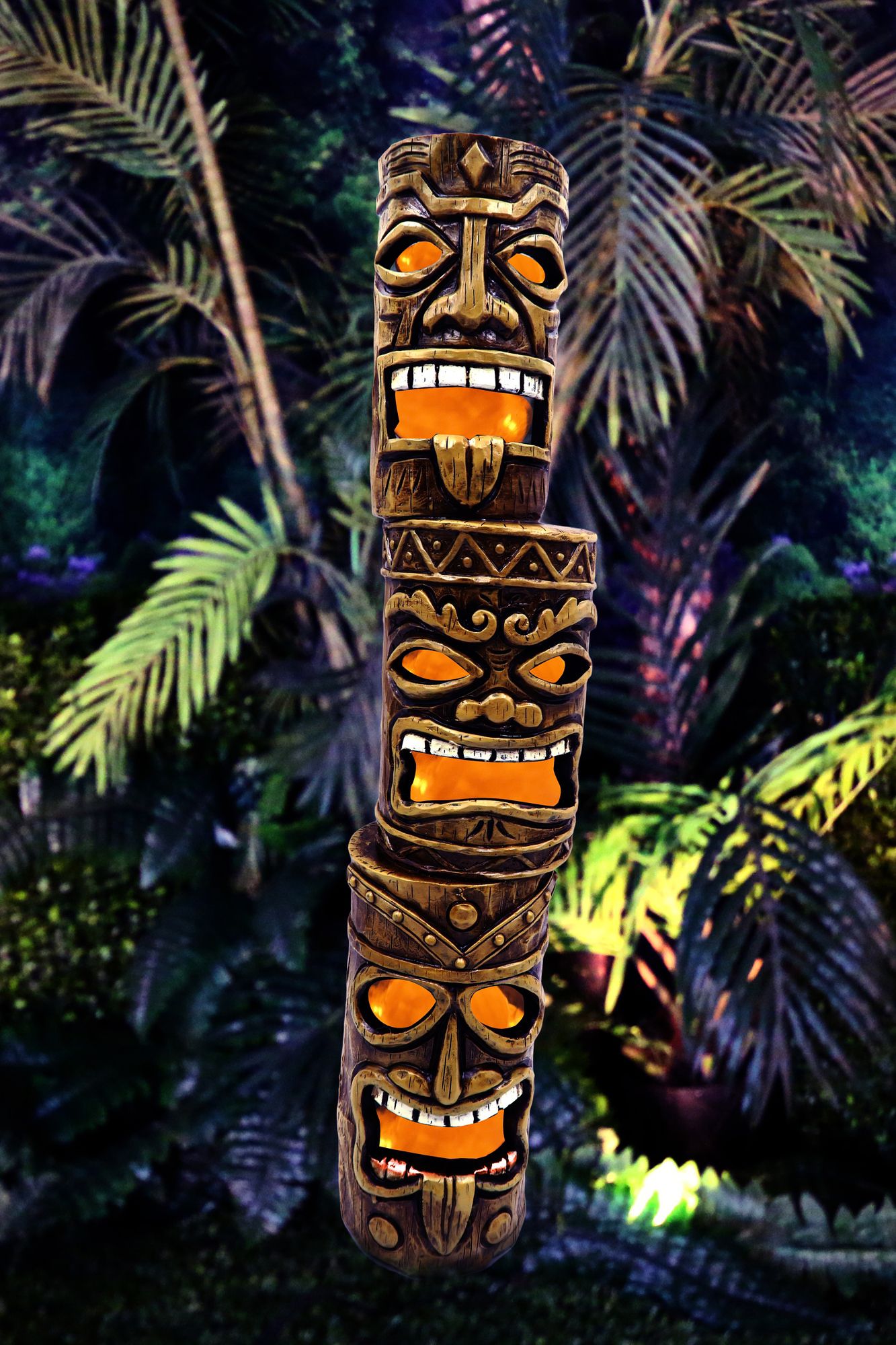 solar tiki totem