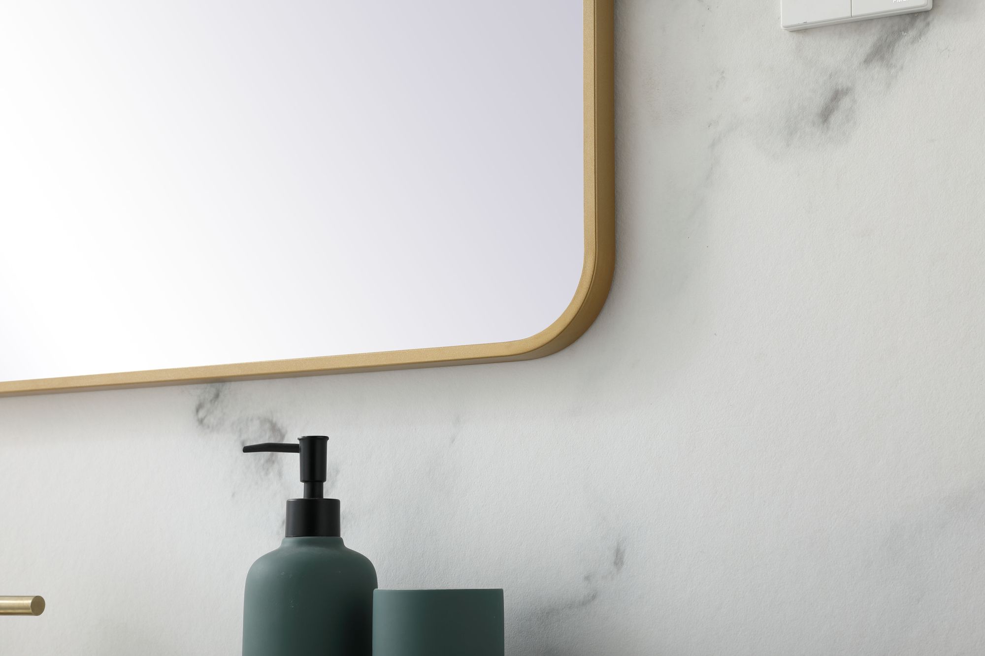 Image 5 30-in W x 40-in H Soft Corner Metal Rectangular Wall Mirror in Brass more views