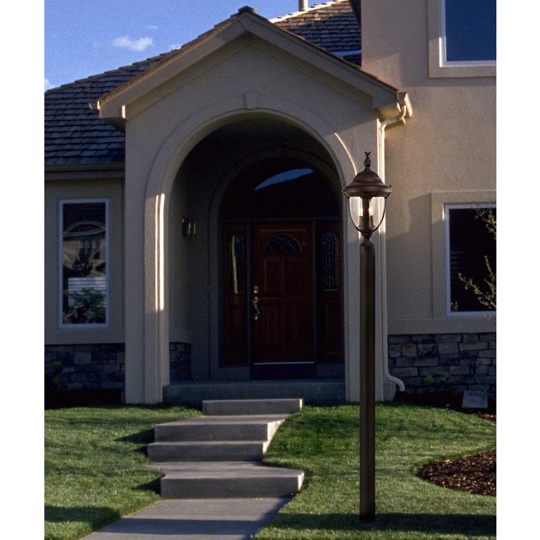 Casa Sierra&#8482; Collection 19 1/2&quot; High Post Light in scene