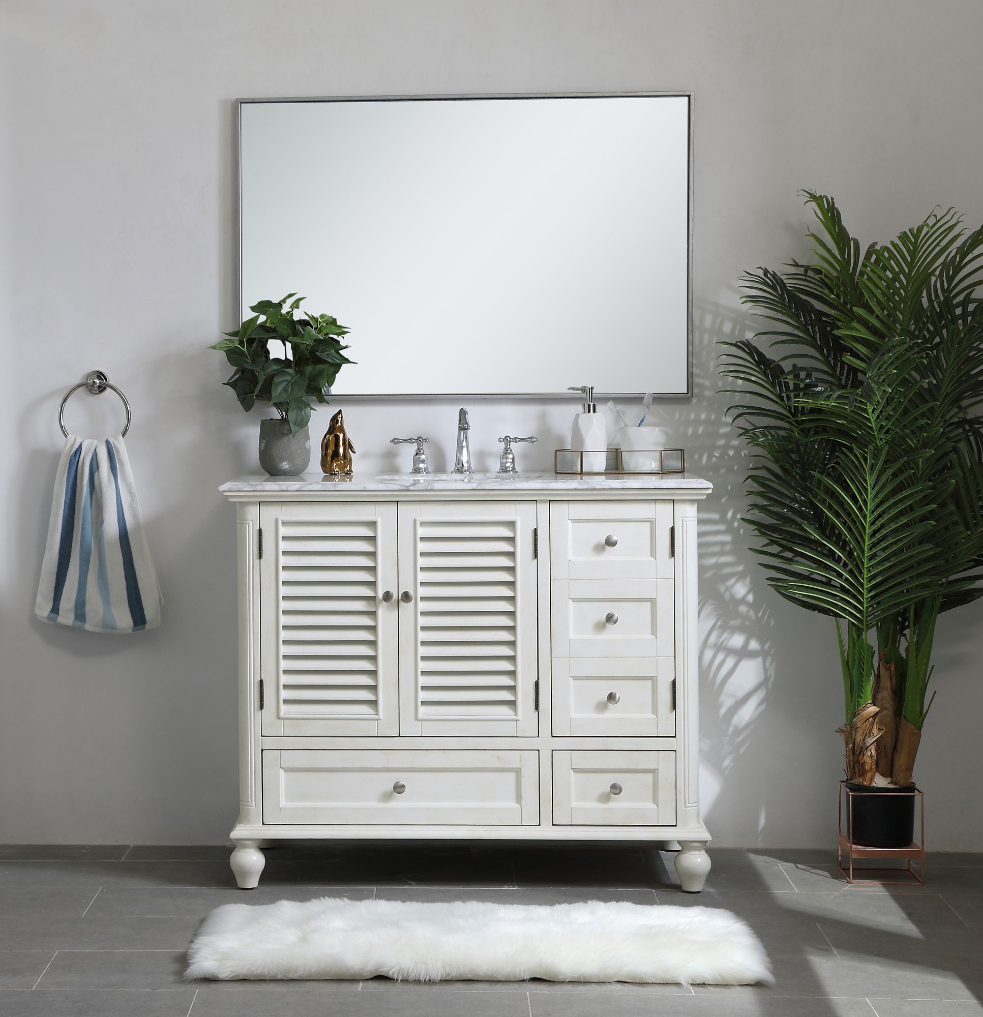 42 Inch Single Bathroom Vanity In Antique White