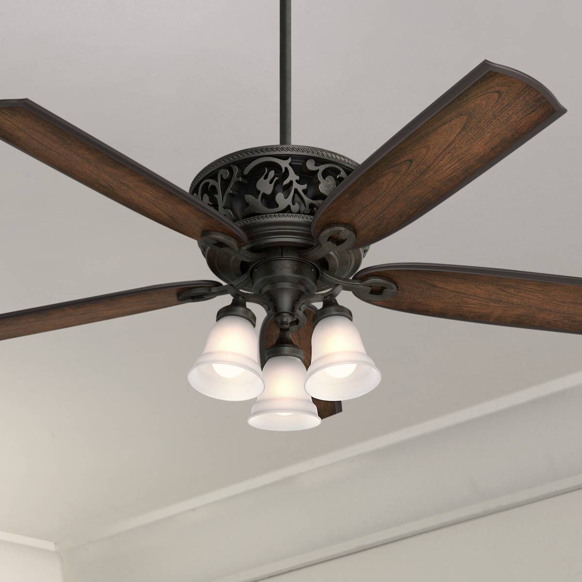 Hunter Ceiling Fan With Light Kit