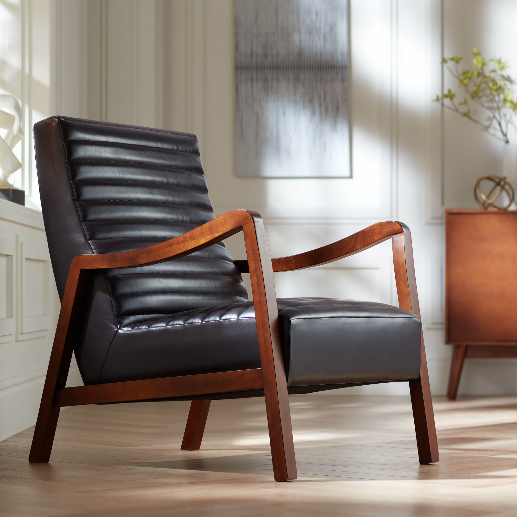 Wooden street lounge online chair