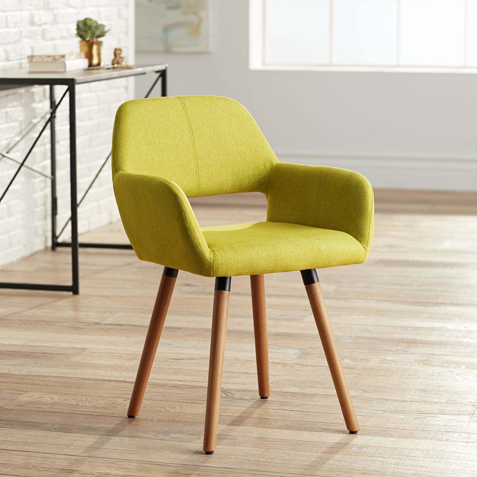 Yellow 2025 green chair