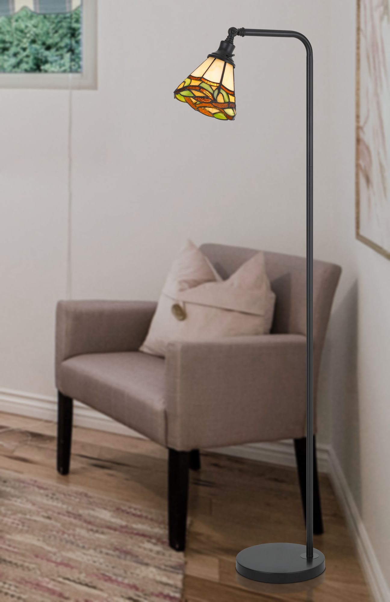 Image 4 60 Watt Vittorio Downbridge Metal Tiffany Floor Lamp more views