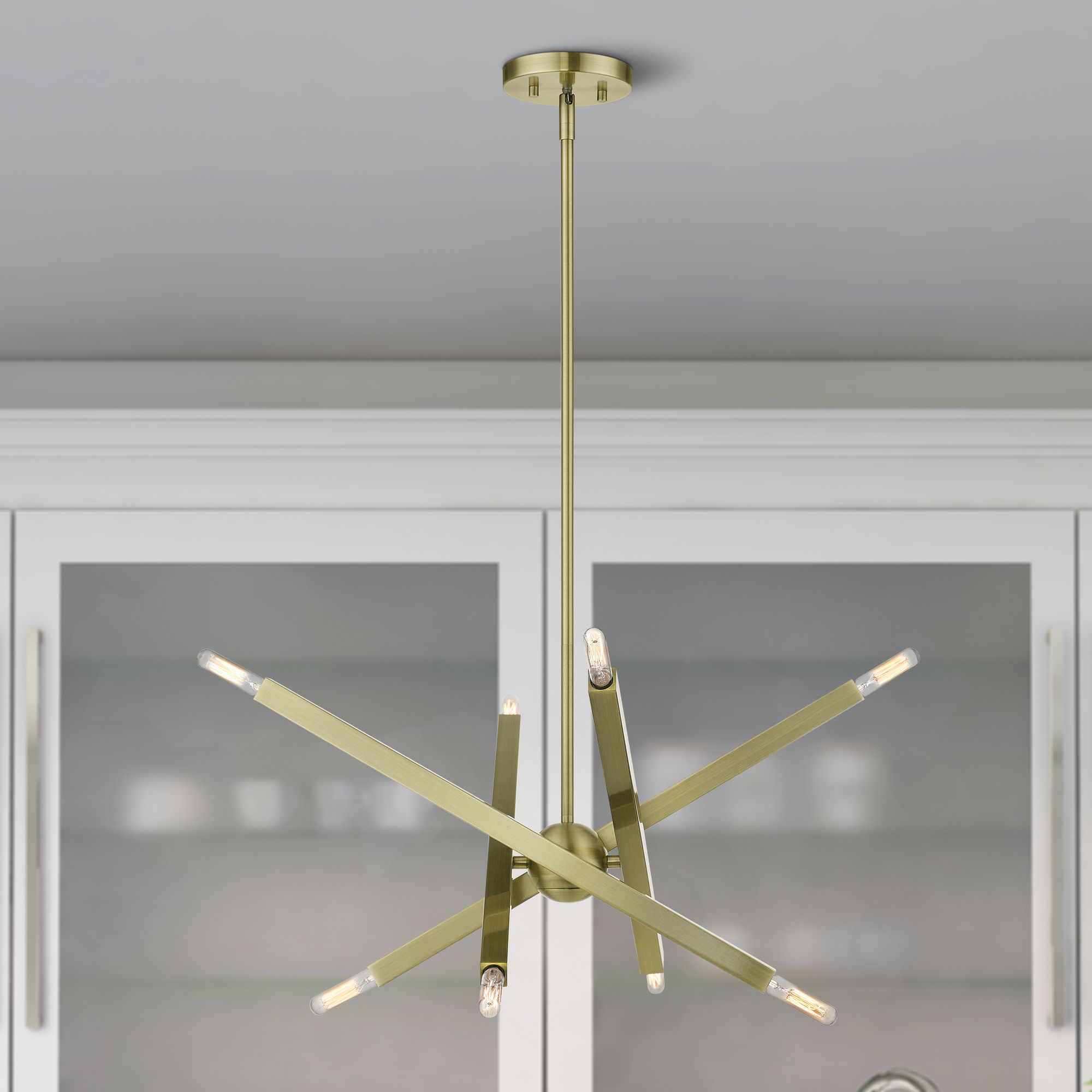 8 Light Antique Brass Chandelier