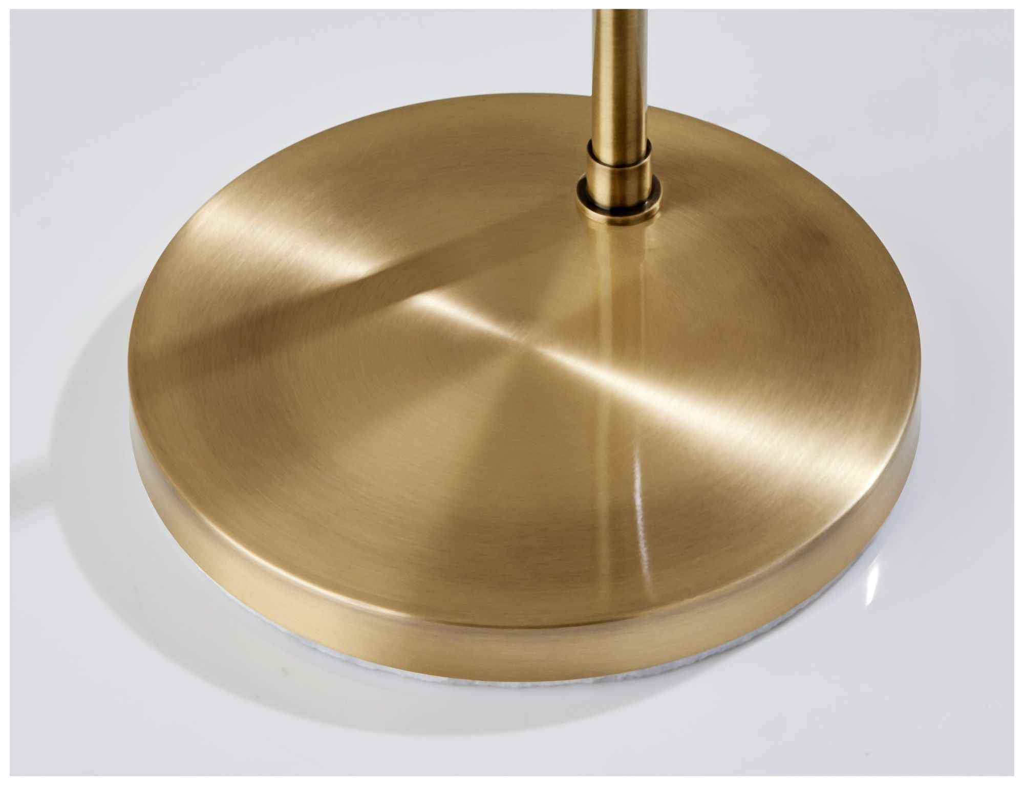 Adesso Magnolia Arc Lamp - Antique Brass
