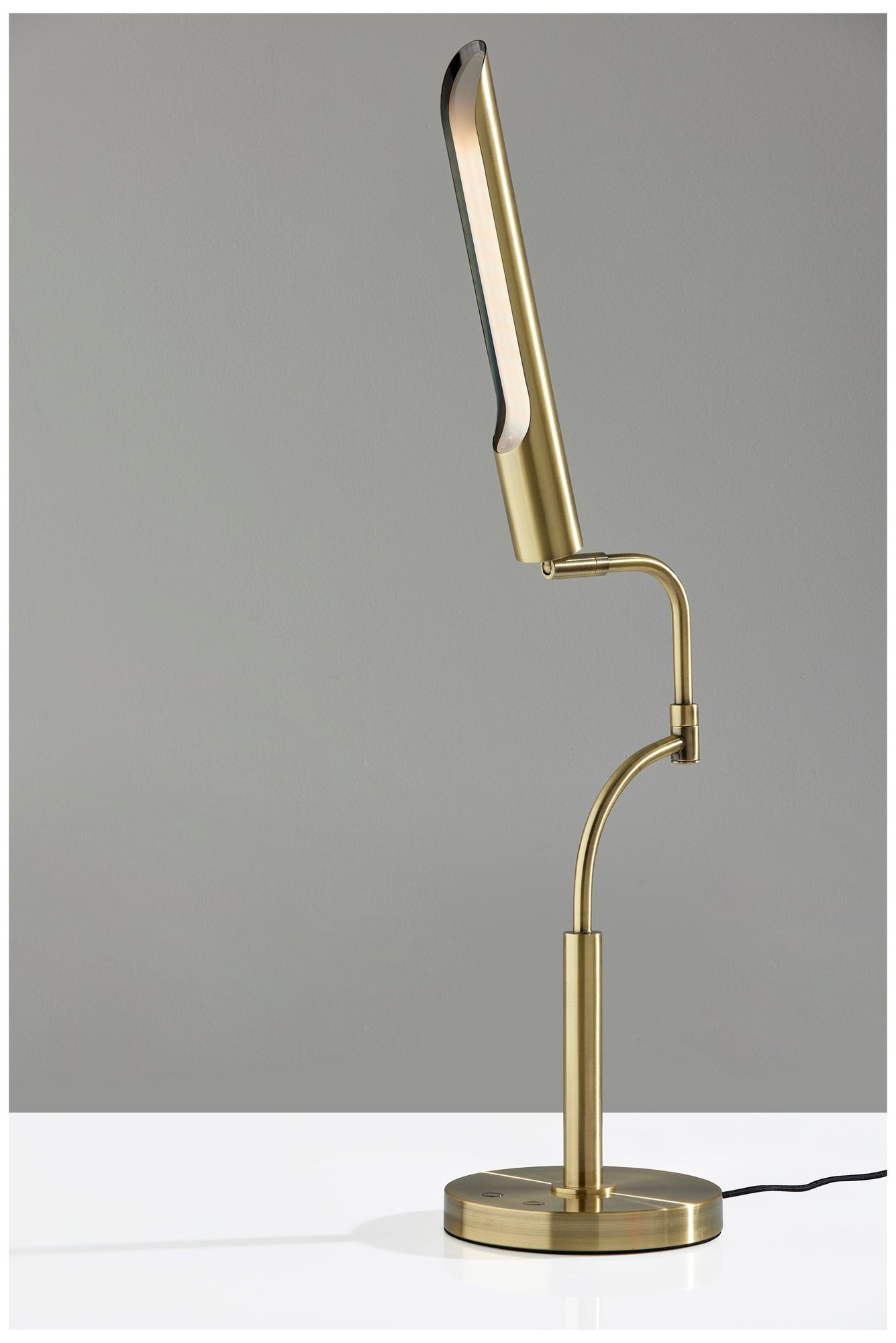 Adesso Zane LED Desk Lamp w. Smart Switch - Antique Brass