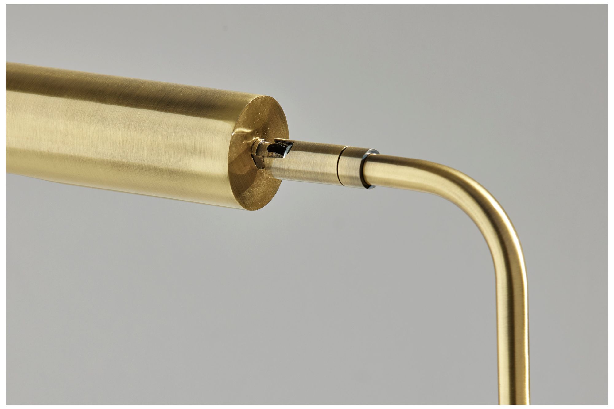 Adesso Zane LED Desk Lamp w. Smart Switch - Antique Brass