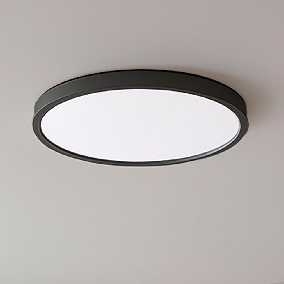 AFX Edge Round Large Black Collection