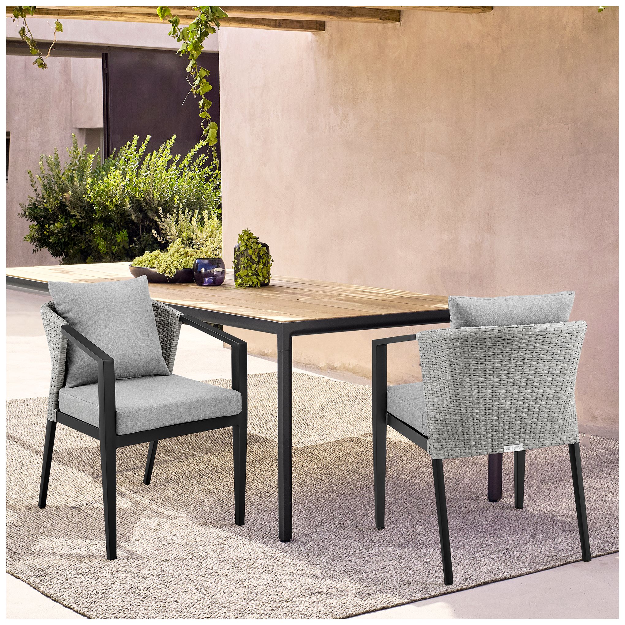 Aileen Set of 2 Outdoor Patio Dining Chairs in Aluminum and Wicker