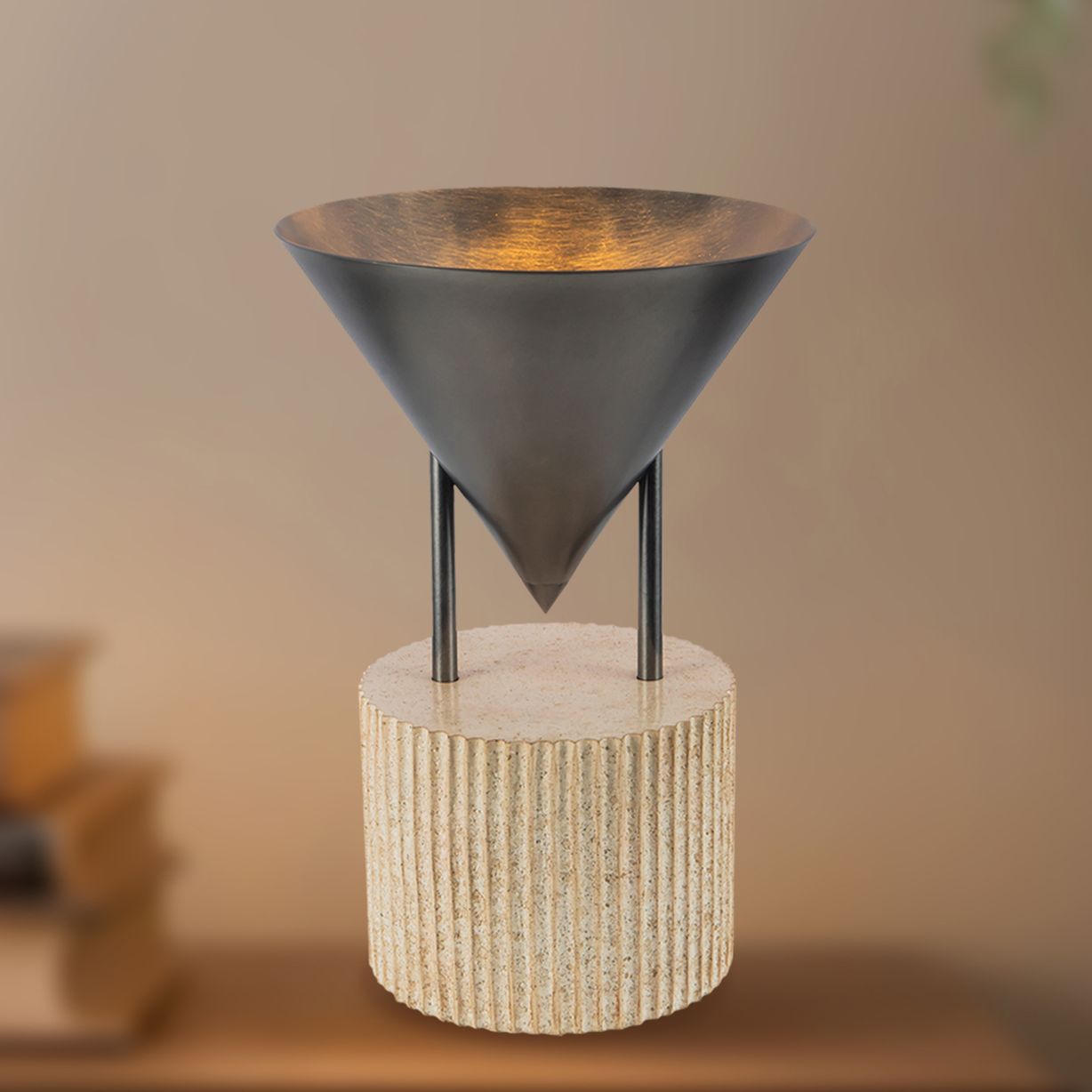 Alora Versus Silver Collection