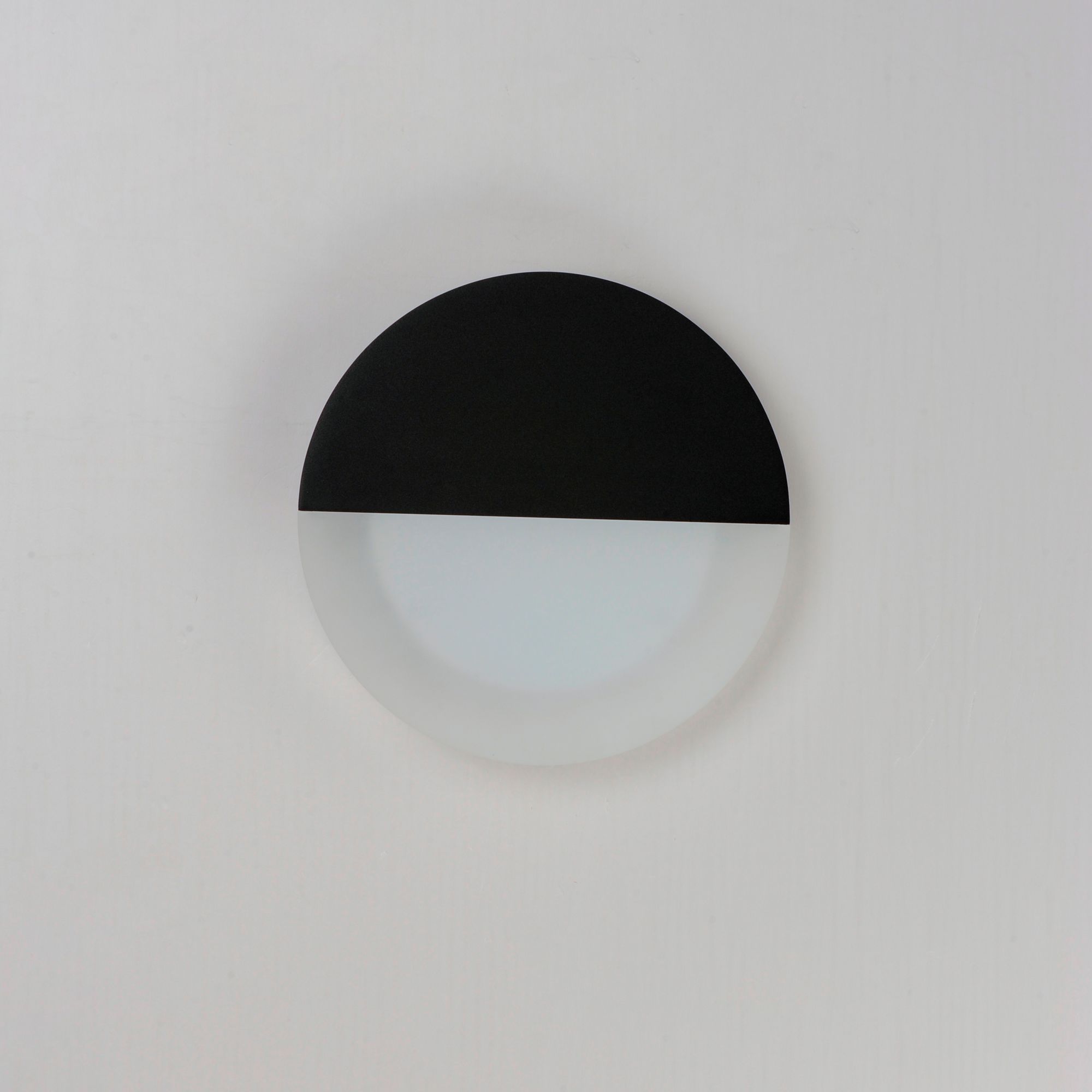 Image 3 Alumilux: Glow LED Outdoor Wall Sconce more views