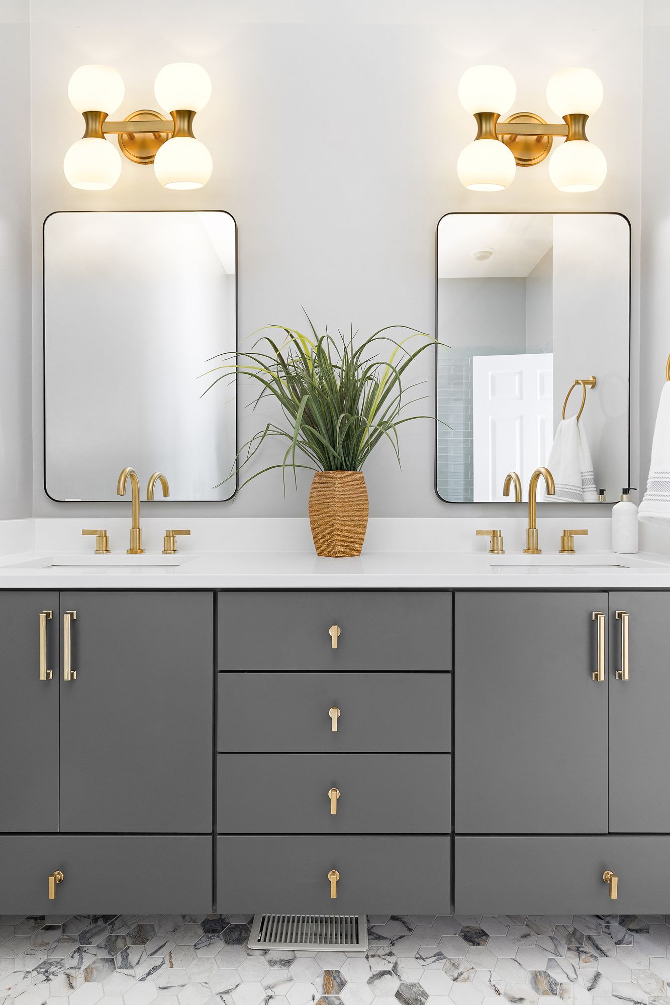 Artemis by Z-Lite Modern Gold 4 Light Vanity