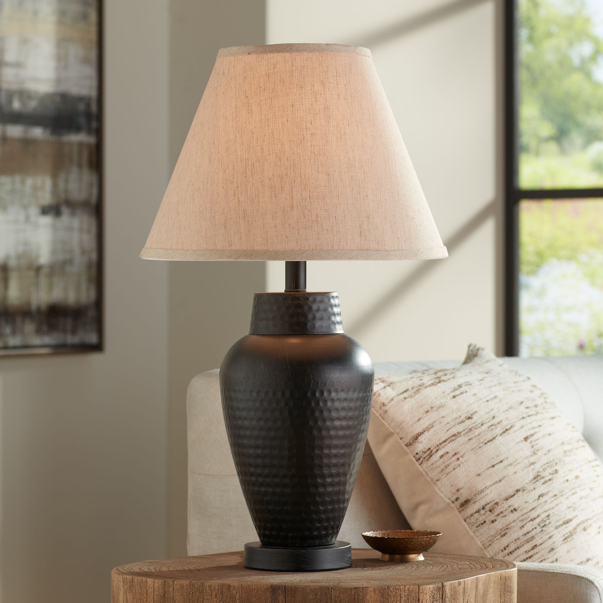 Hammered bronze hot sale table lamp