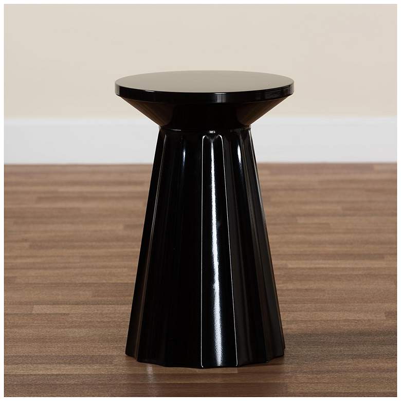 Image 1 Baxton Studio Ulmer Black Metal Scalloped Side Table