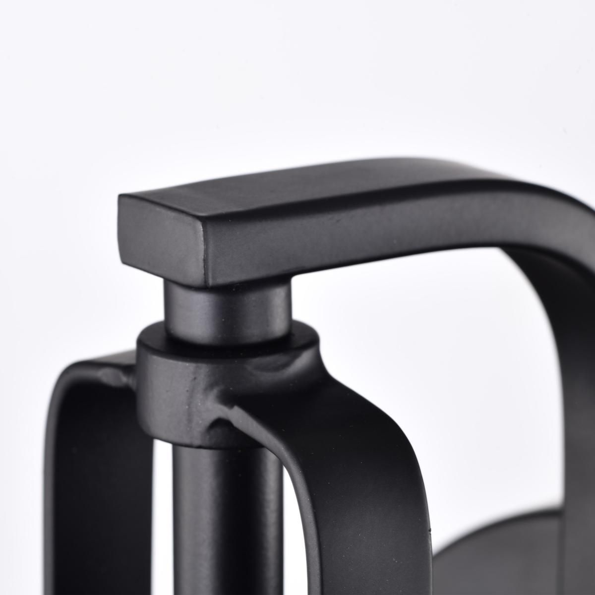 Beaker; 1 Light; Wall Sconce with Clear Glass